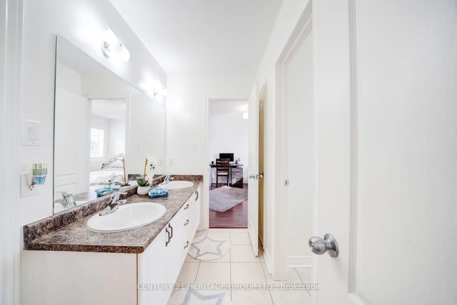 173 Wainscot Avenue
