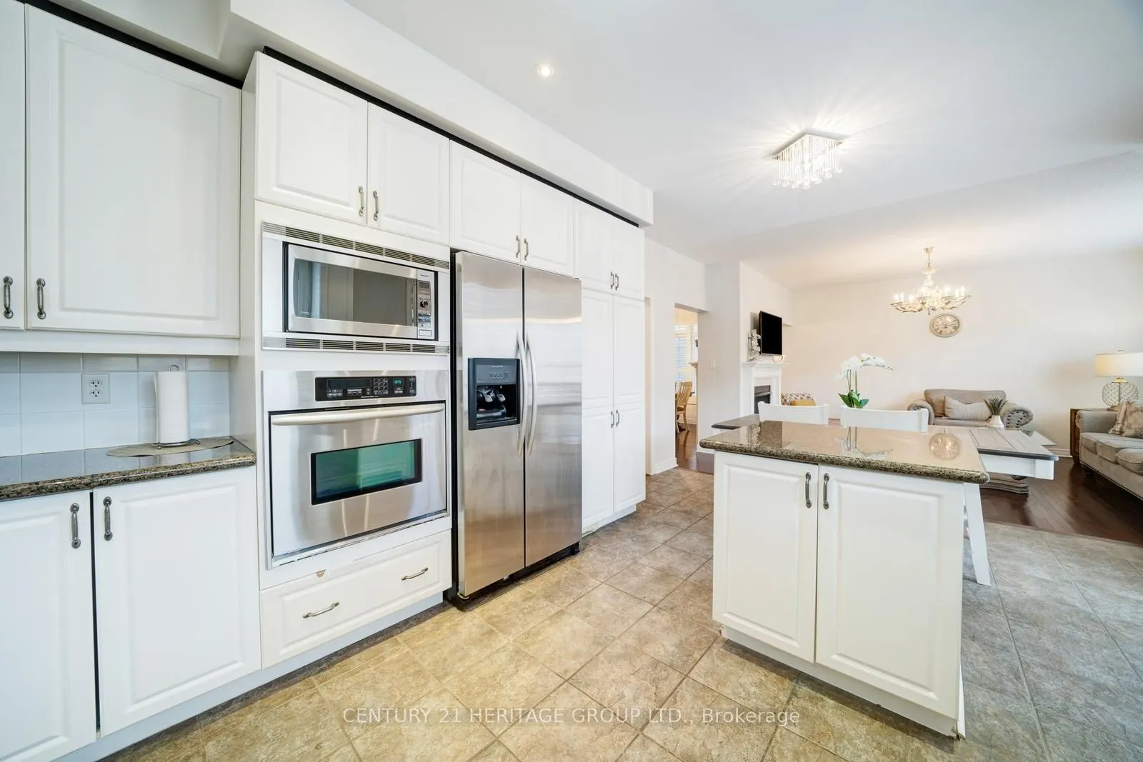 173 Wainscot Avenue