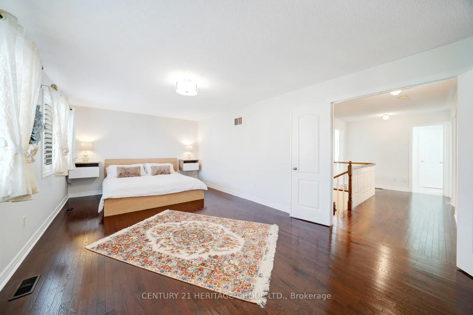 173 Wainscot Avenue