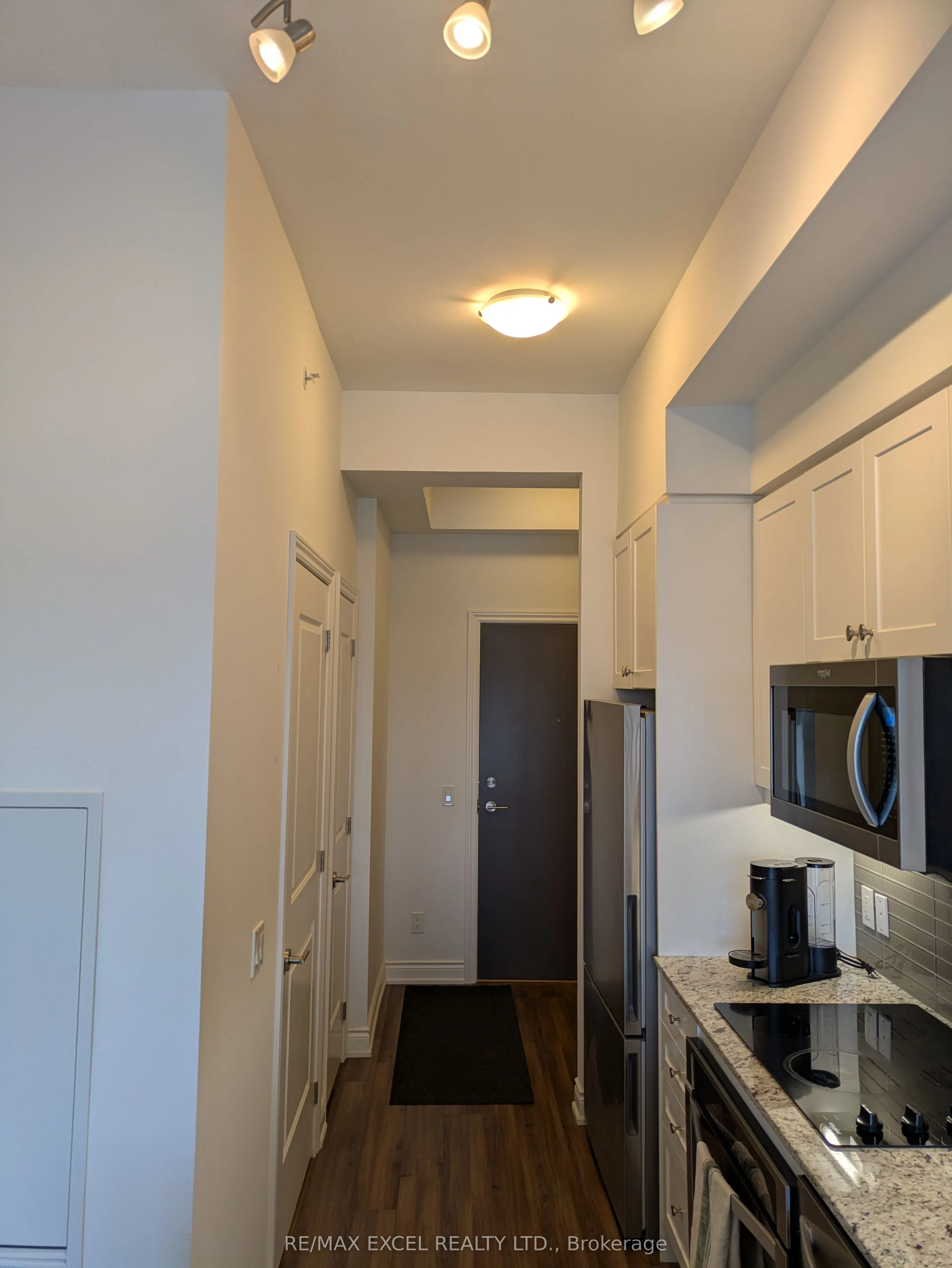 9618 Yonge Street, #709