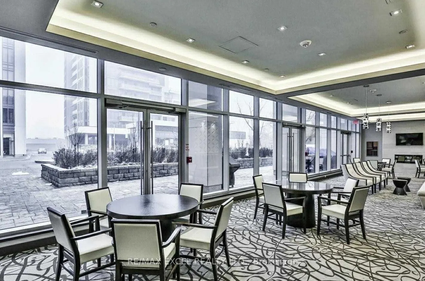 9618 Yonge Street, #709