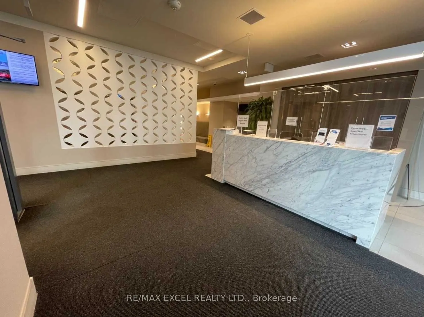 9618 Yonge Street, #709