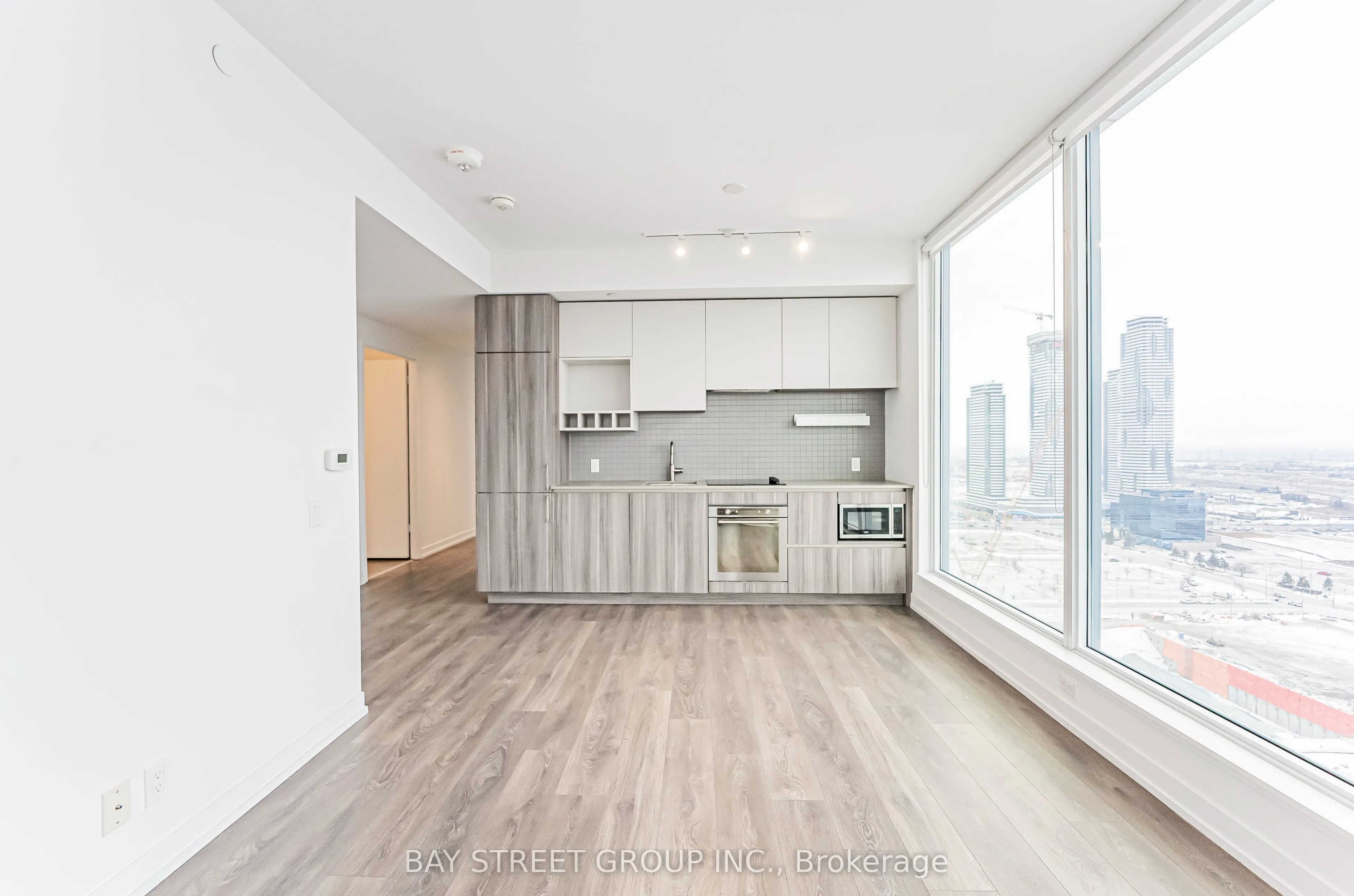 898 Portage Parkway, #2710