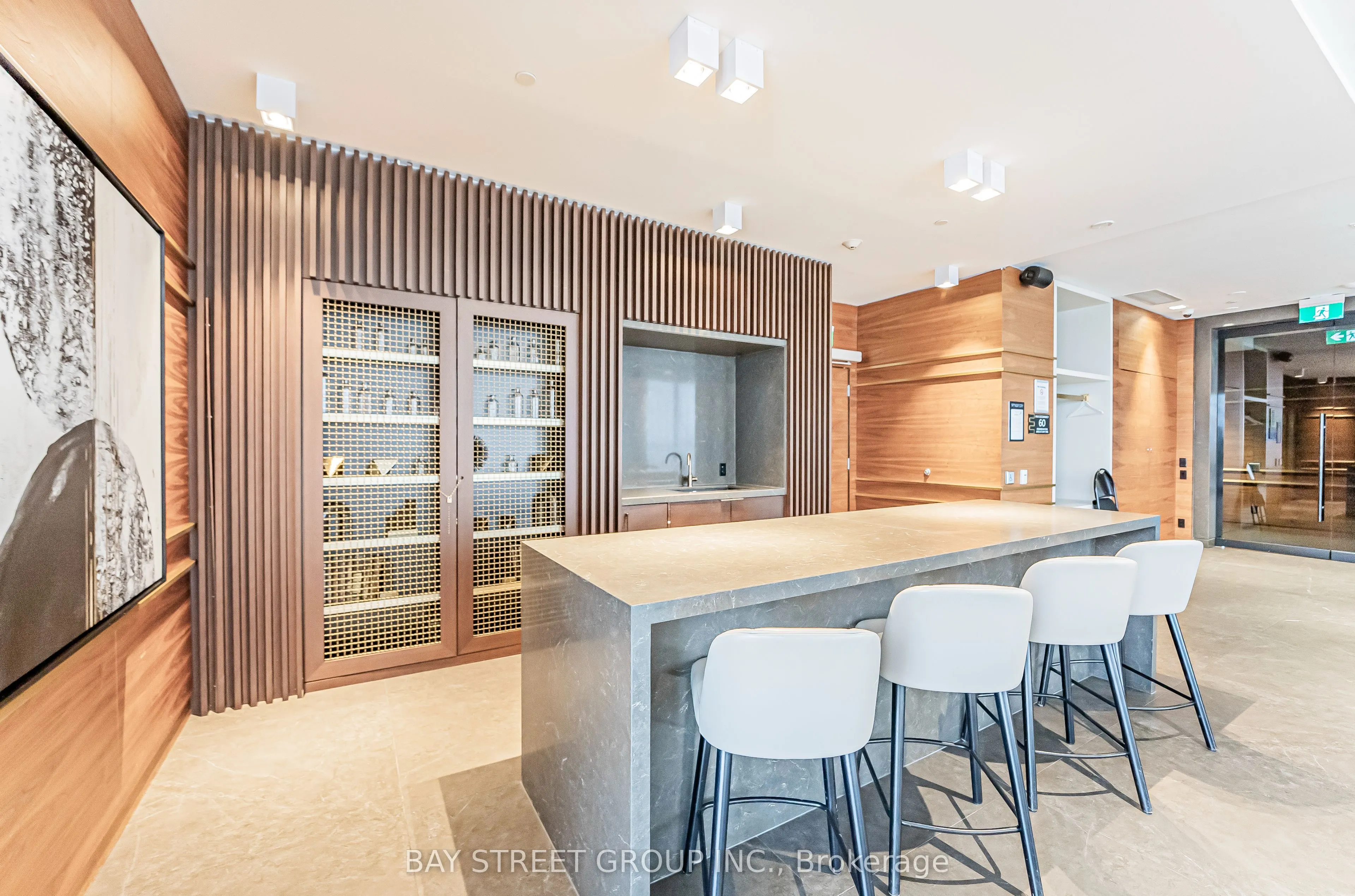898 Portage Parkway, #2710