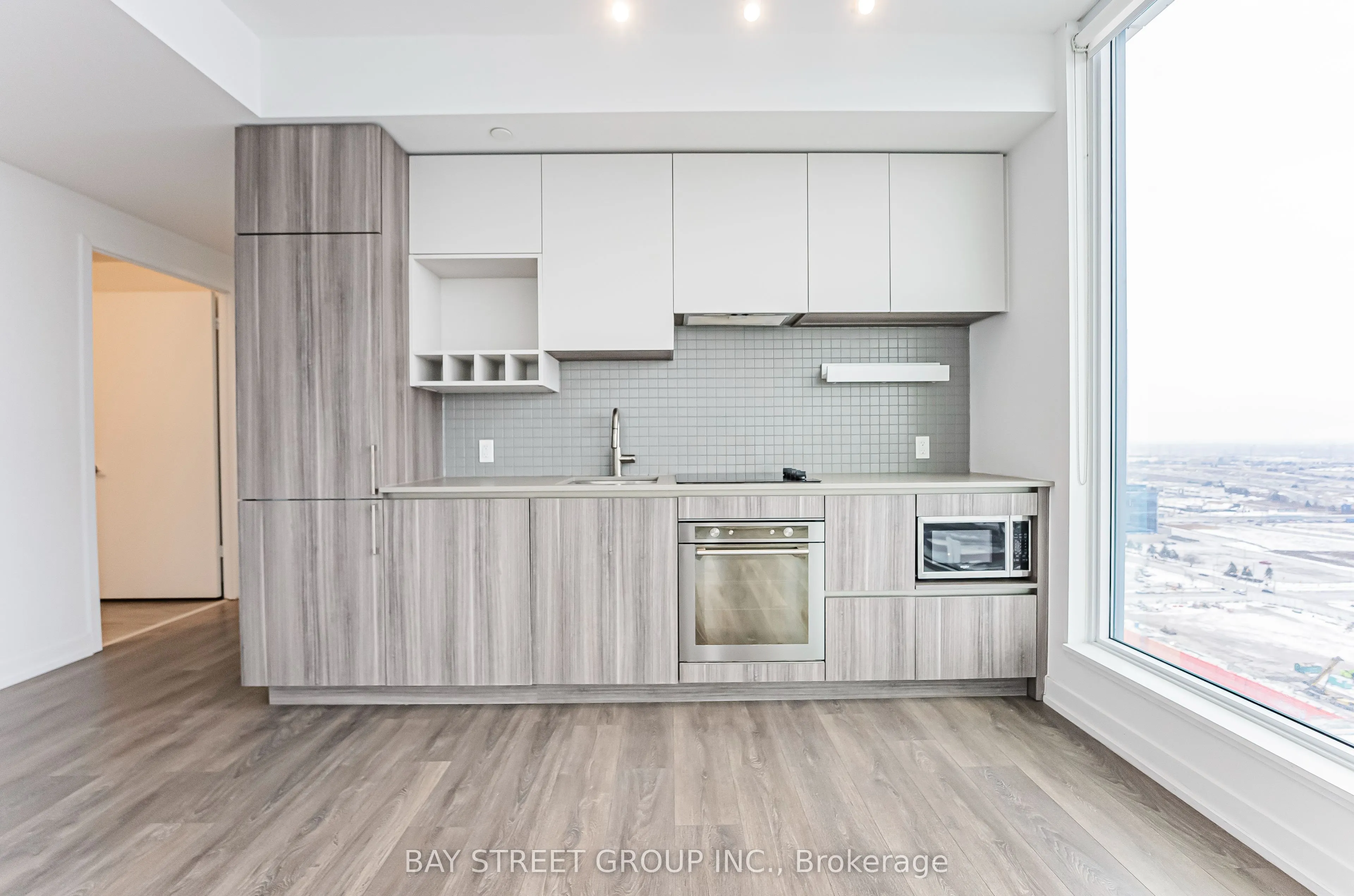 898 Portage Parkway, #2710