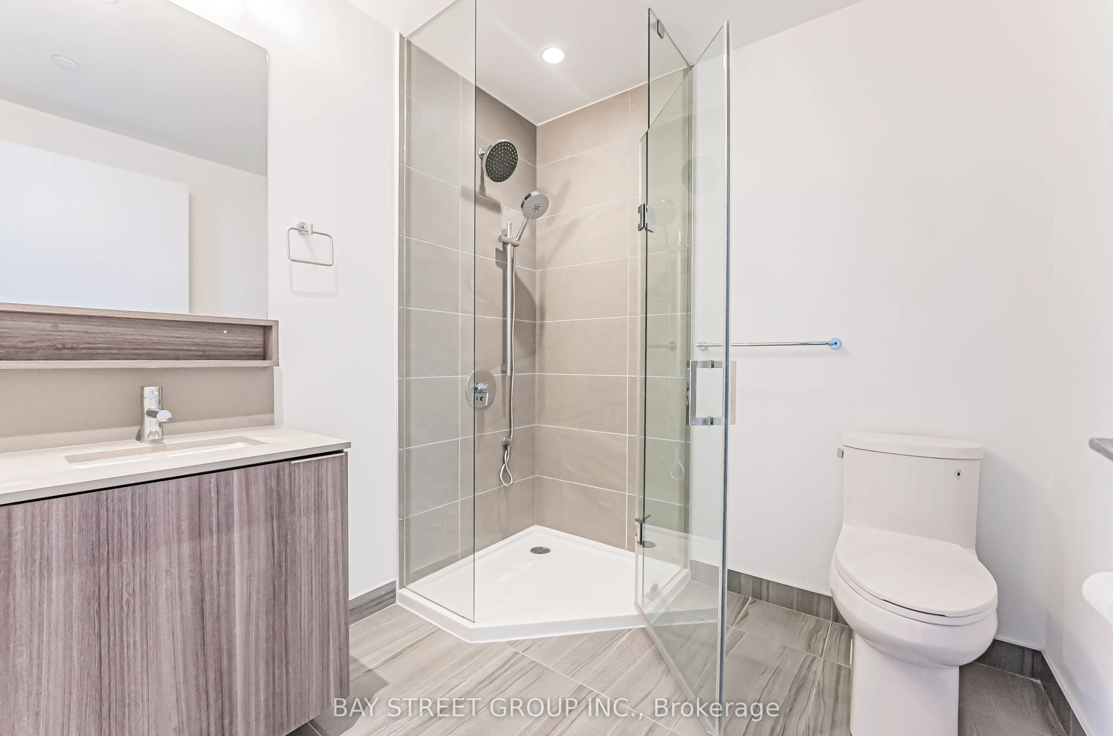 898 Portage Parkway, #2710
