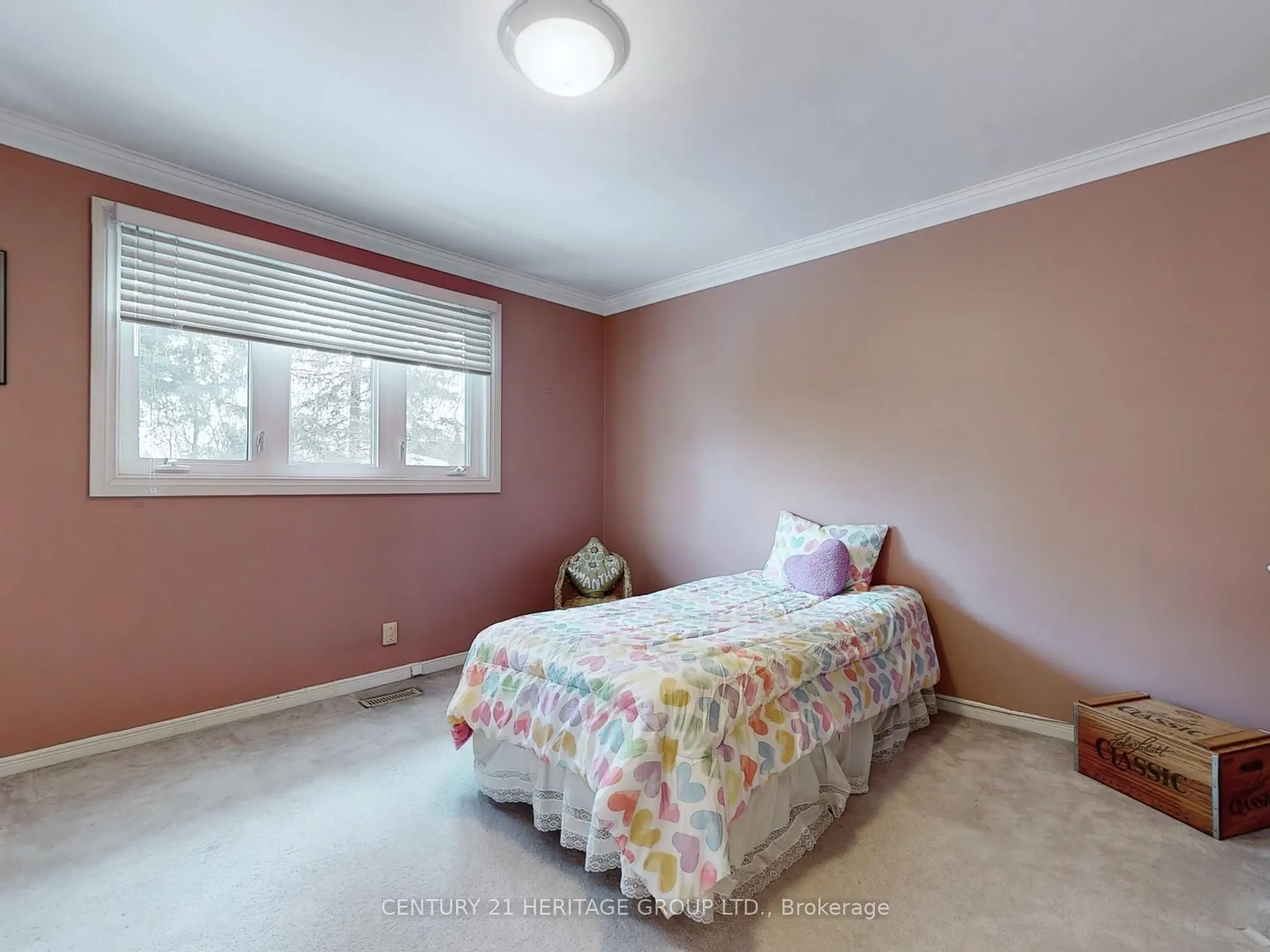 35 Forest Park Crescent