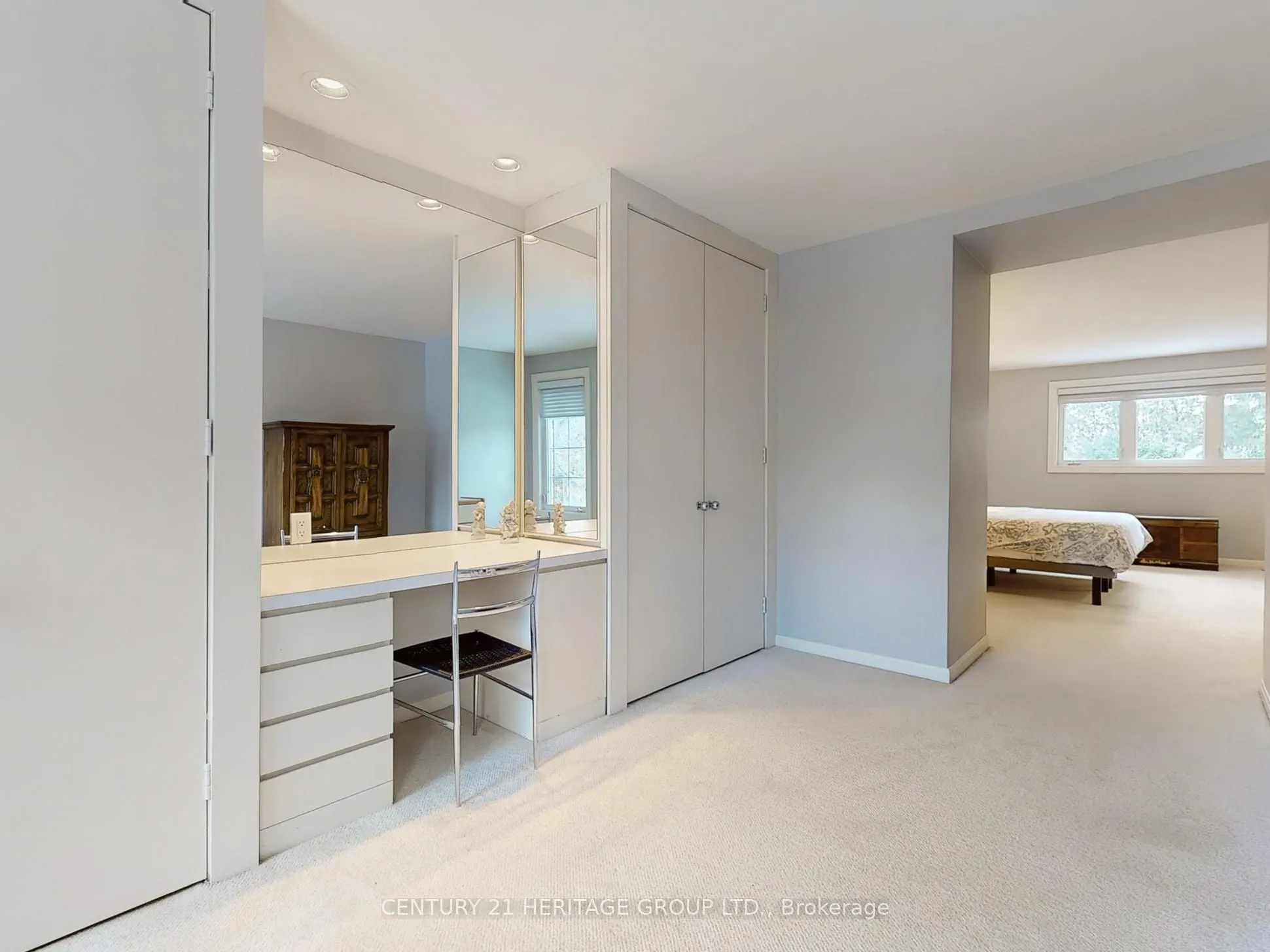 35 Forest Park Crescent
