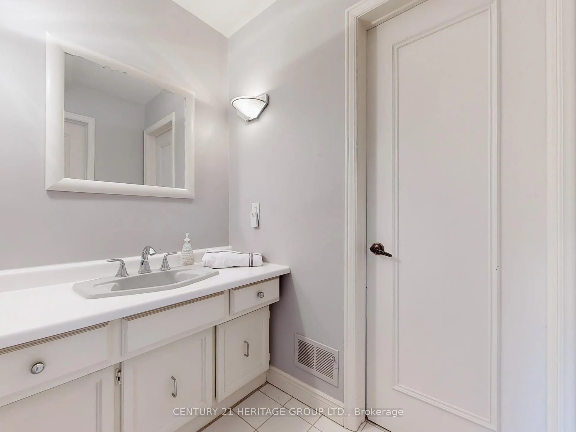 35 Forest Park Crescent