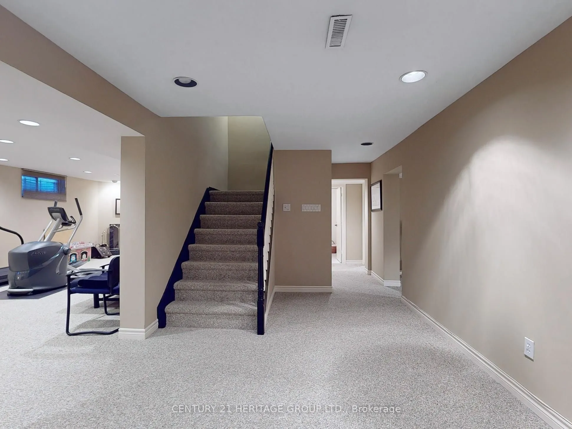 35 Forest Park Crescent