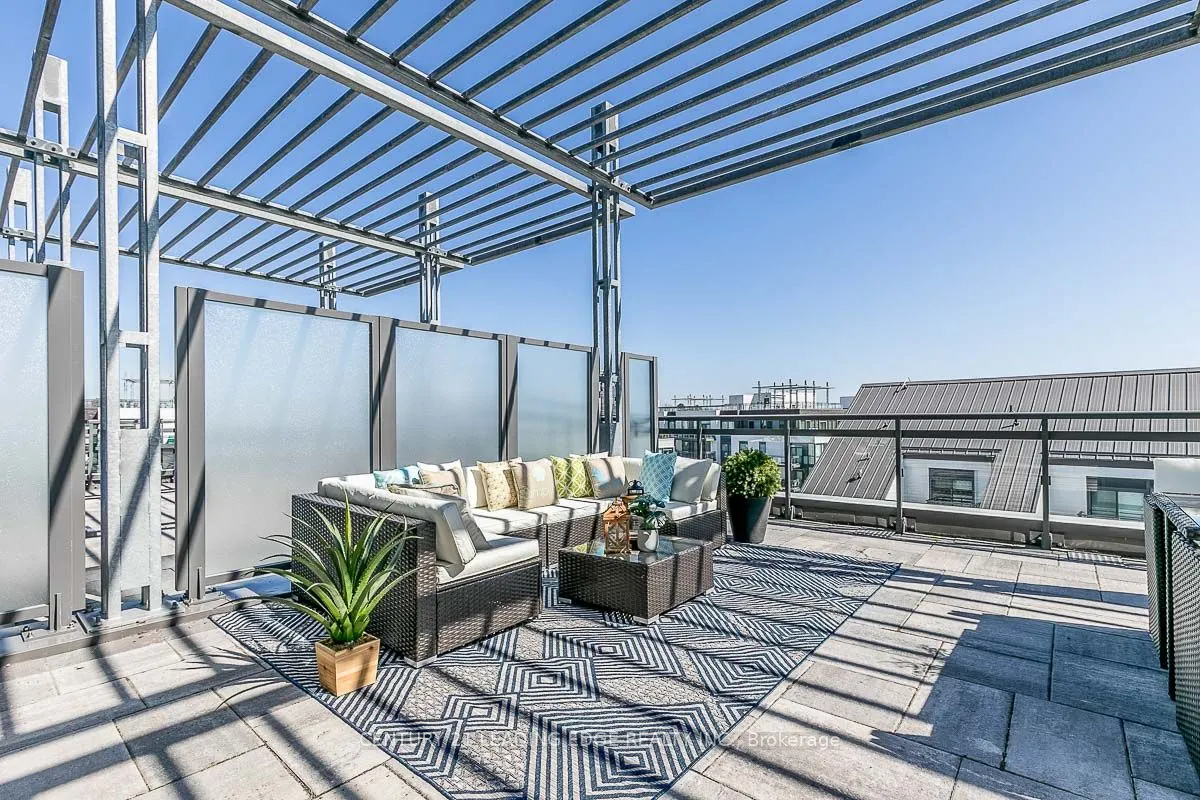 303 Broward Way, #97