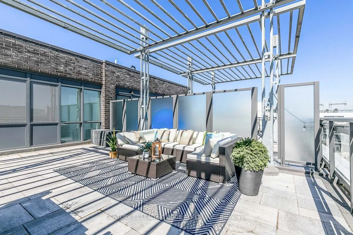 303 Broward Way, #97