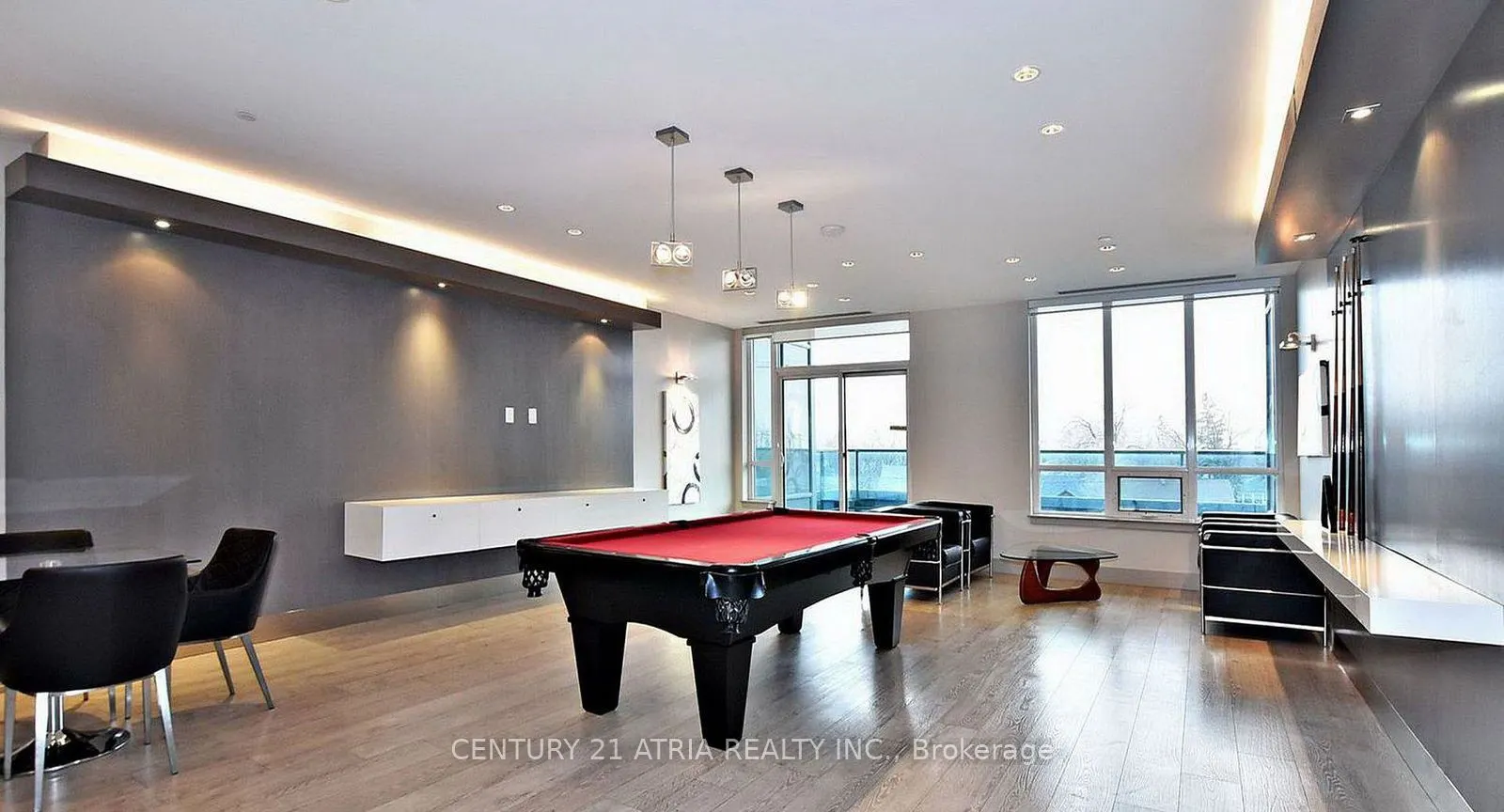 7161 Yonge Street, #2533