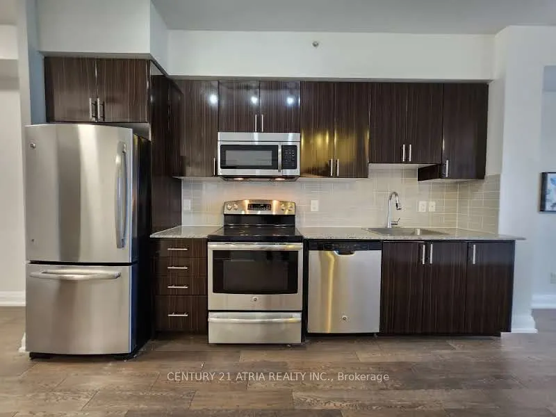 7161 Yonge Street, #2533