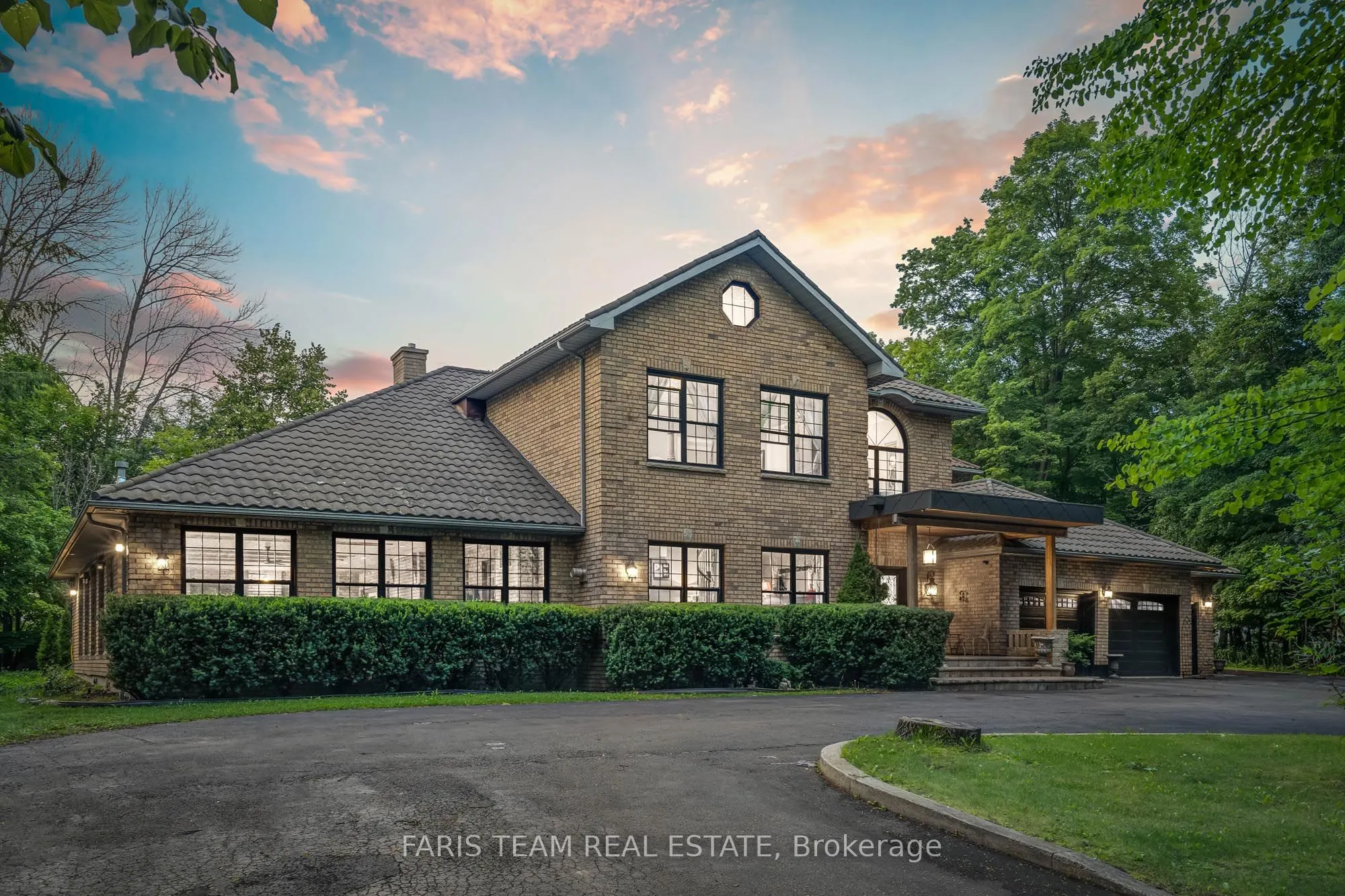 1826 Quantz Cres