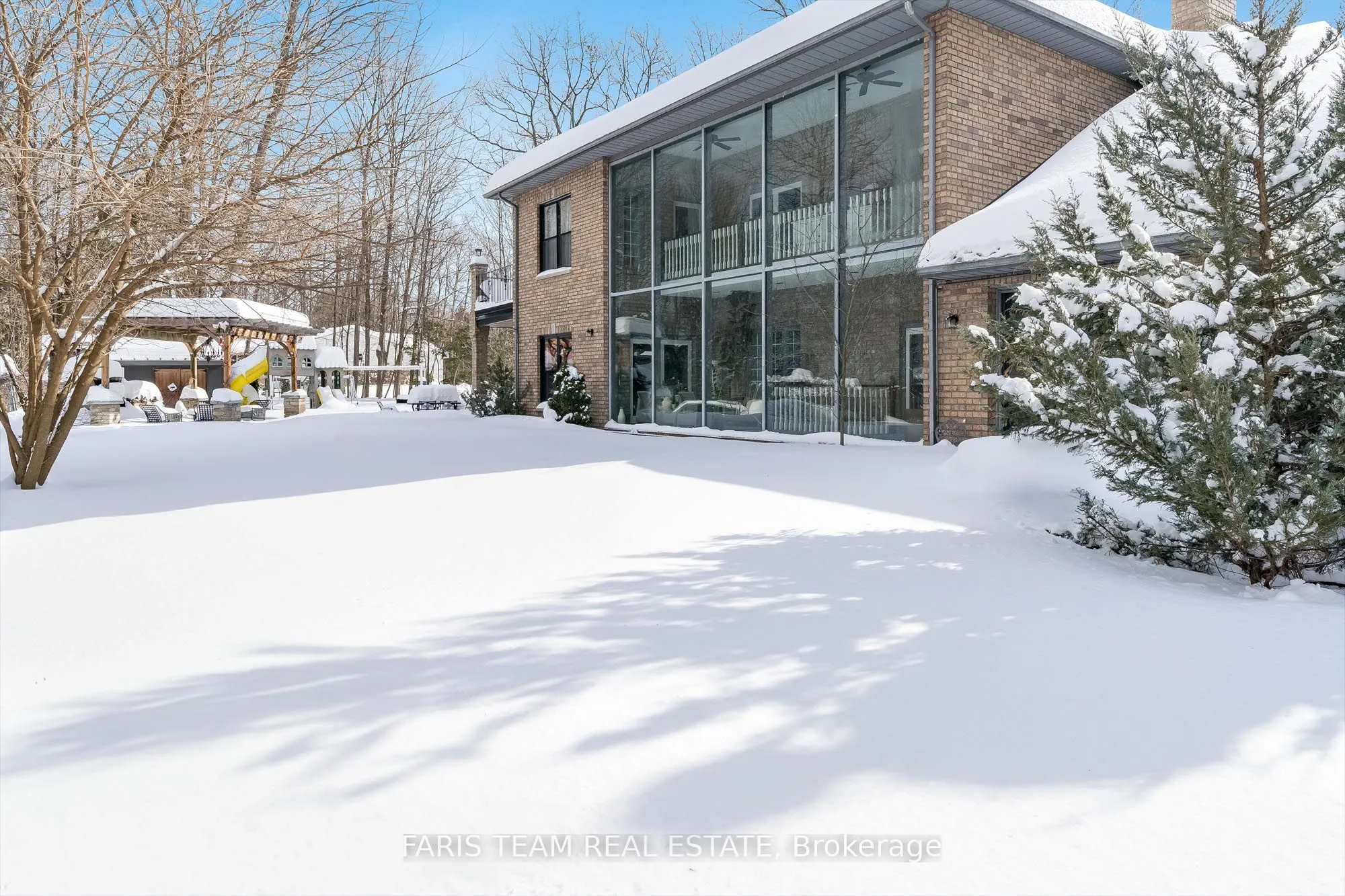 1826 Quantz Cres