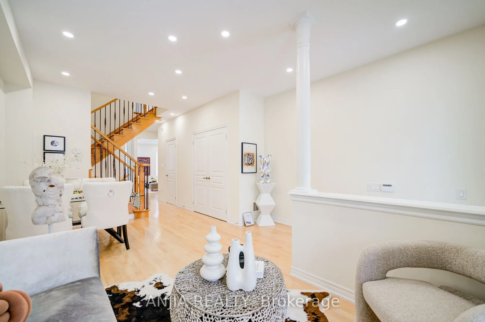 8 Wagner Drive