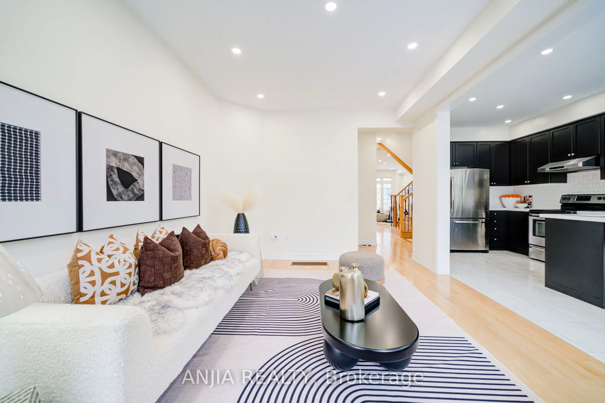 8 Wagner Drive