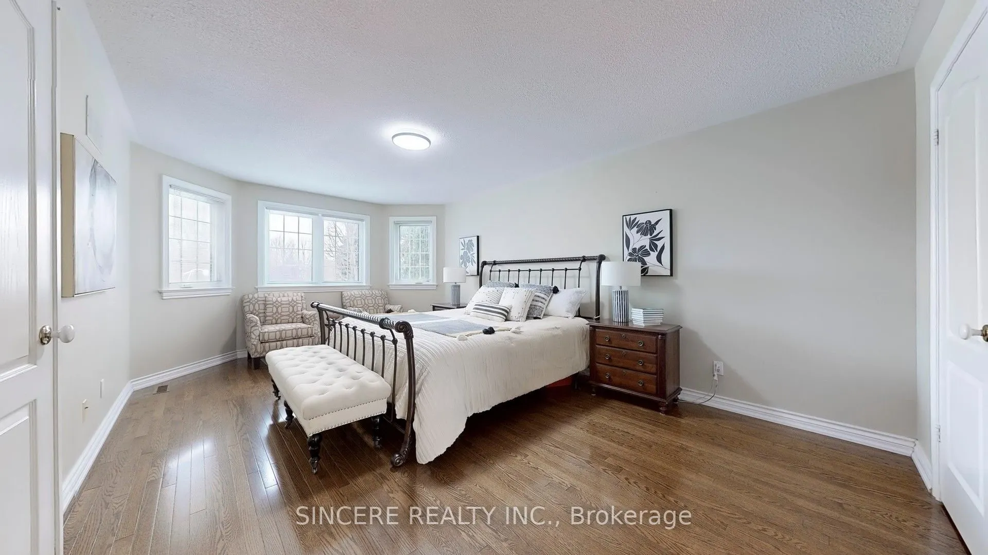 76 Braeside Square