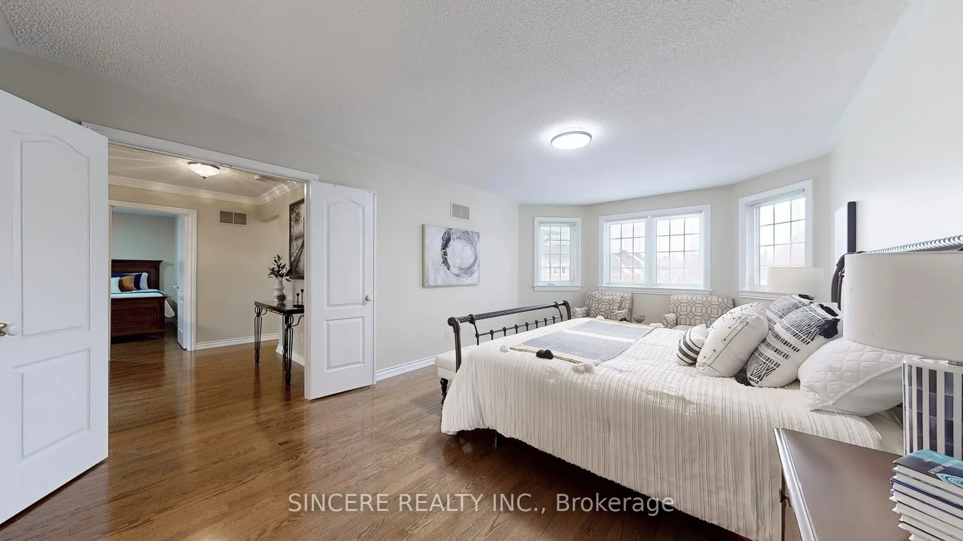 76 Braeside Square