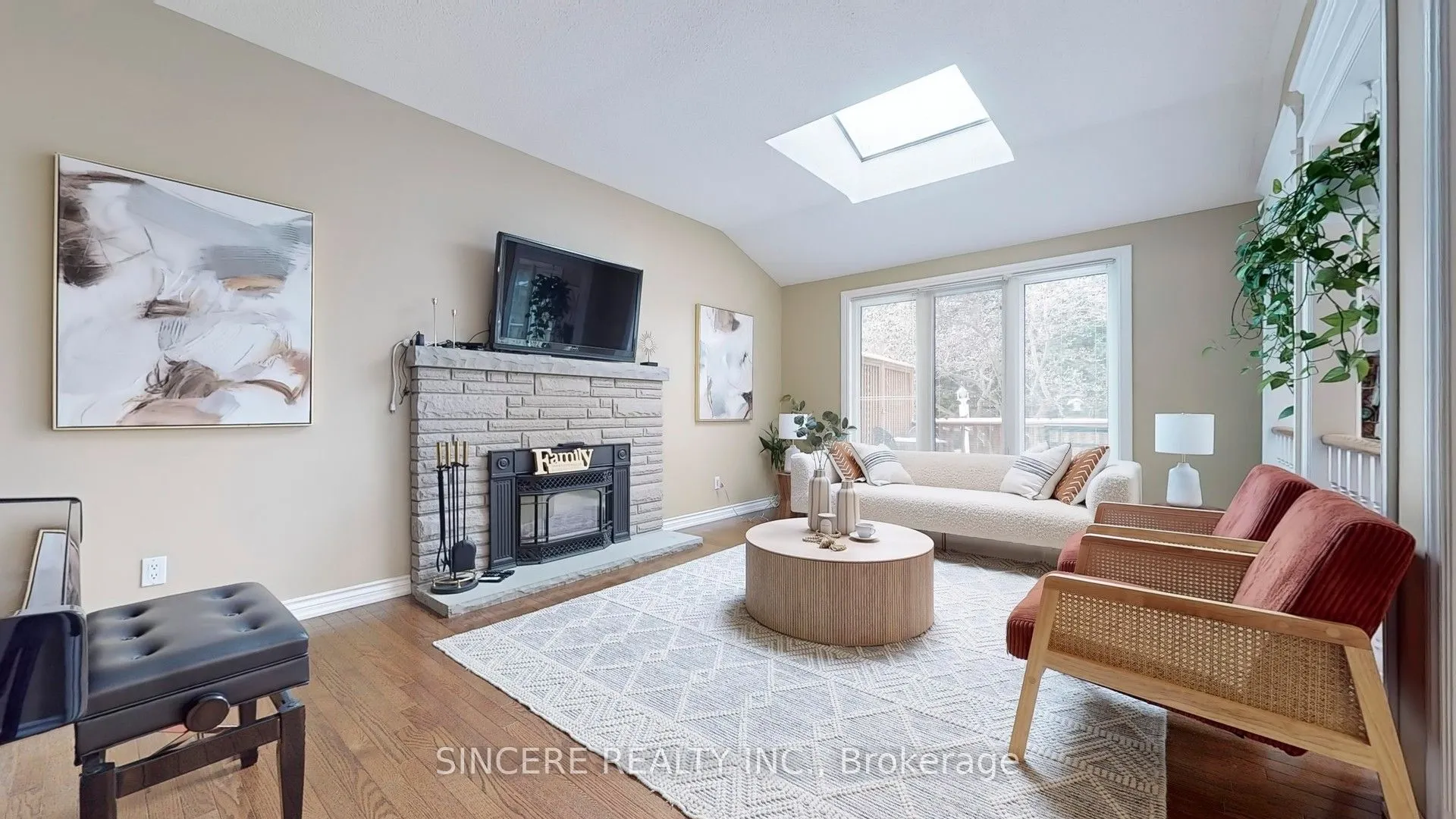 76 Braeside Square