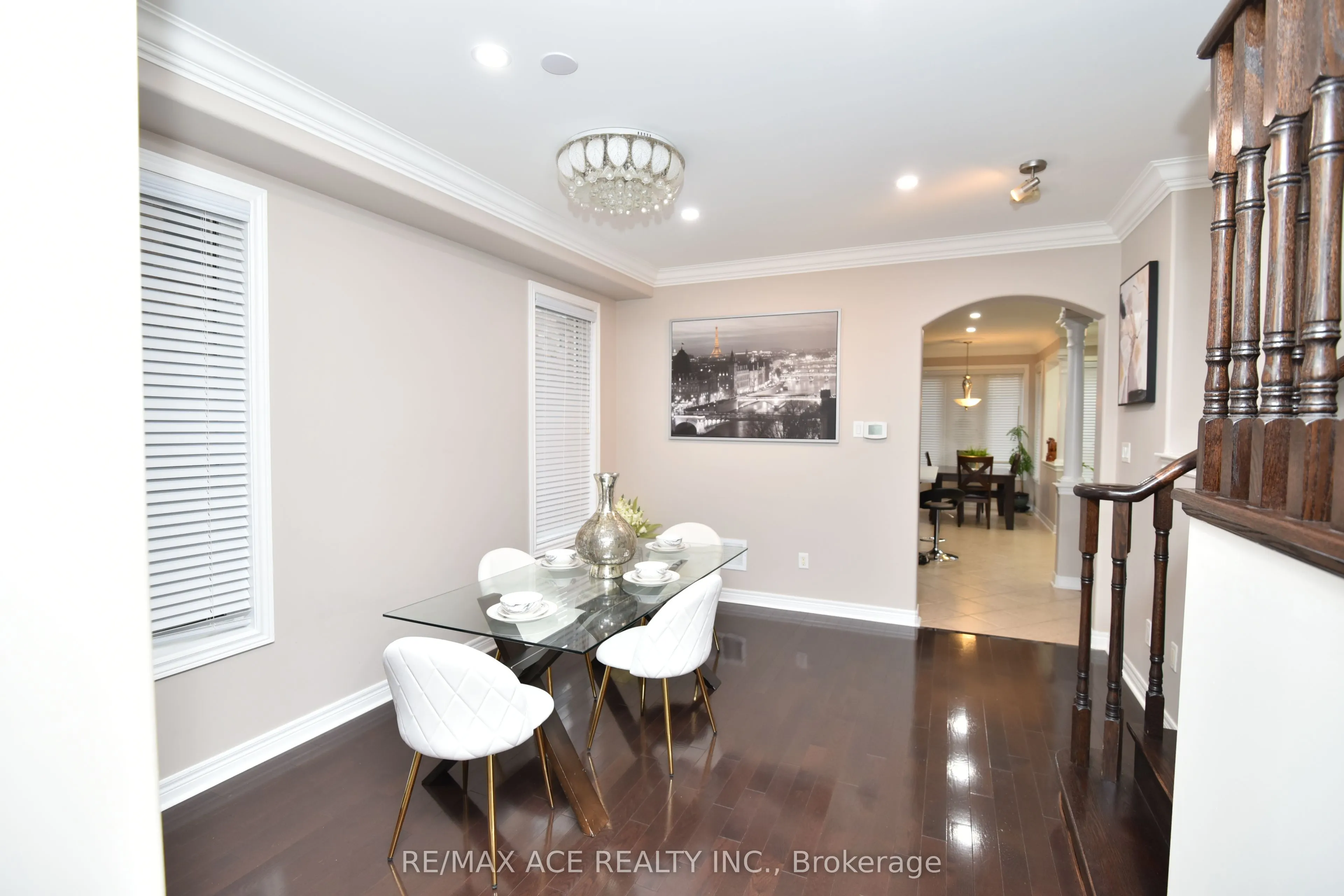 42 Grayleaf Drive