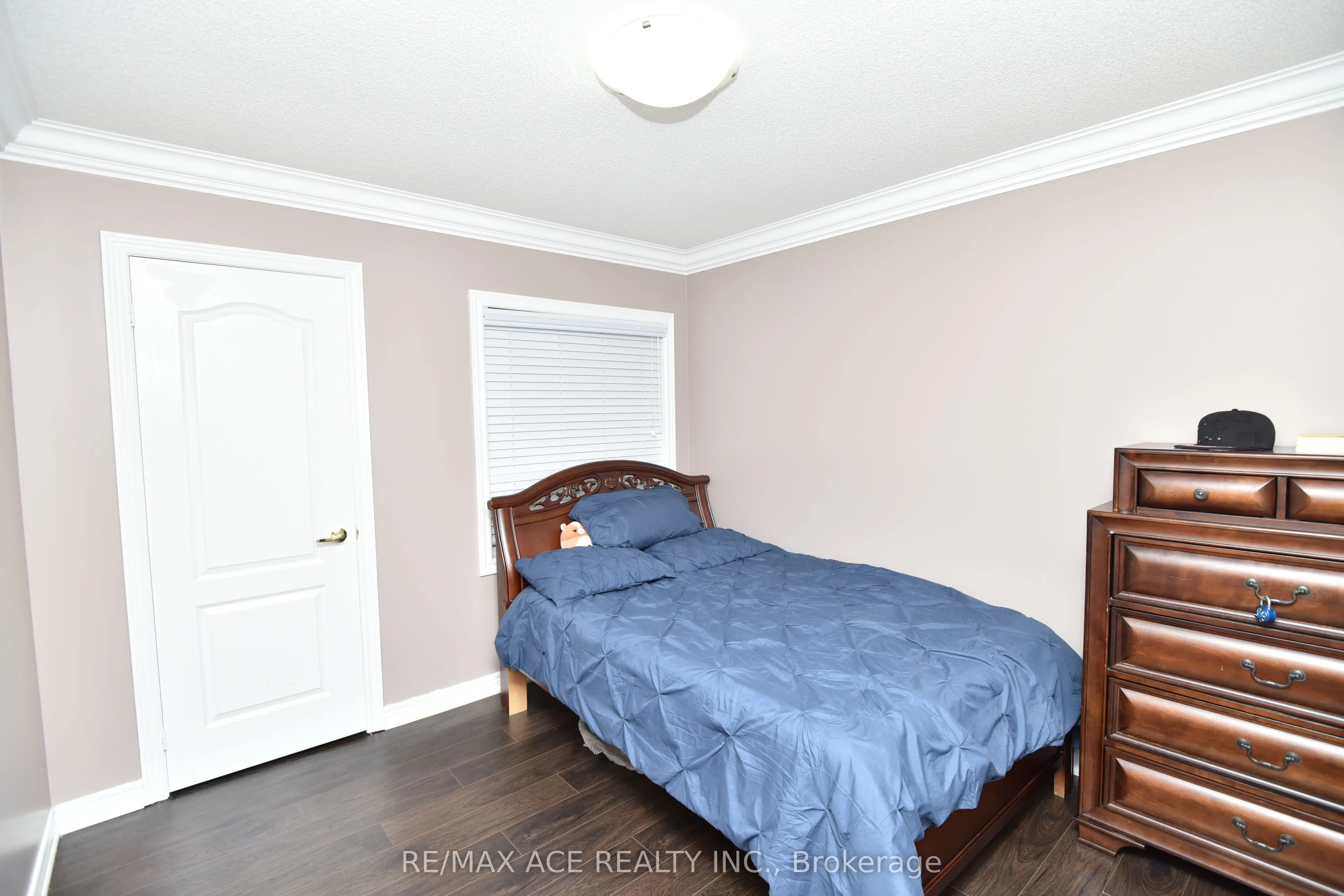 42 Grayleaf Drive
