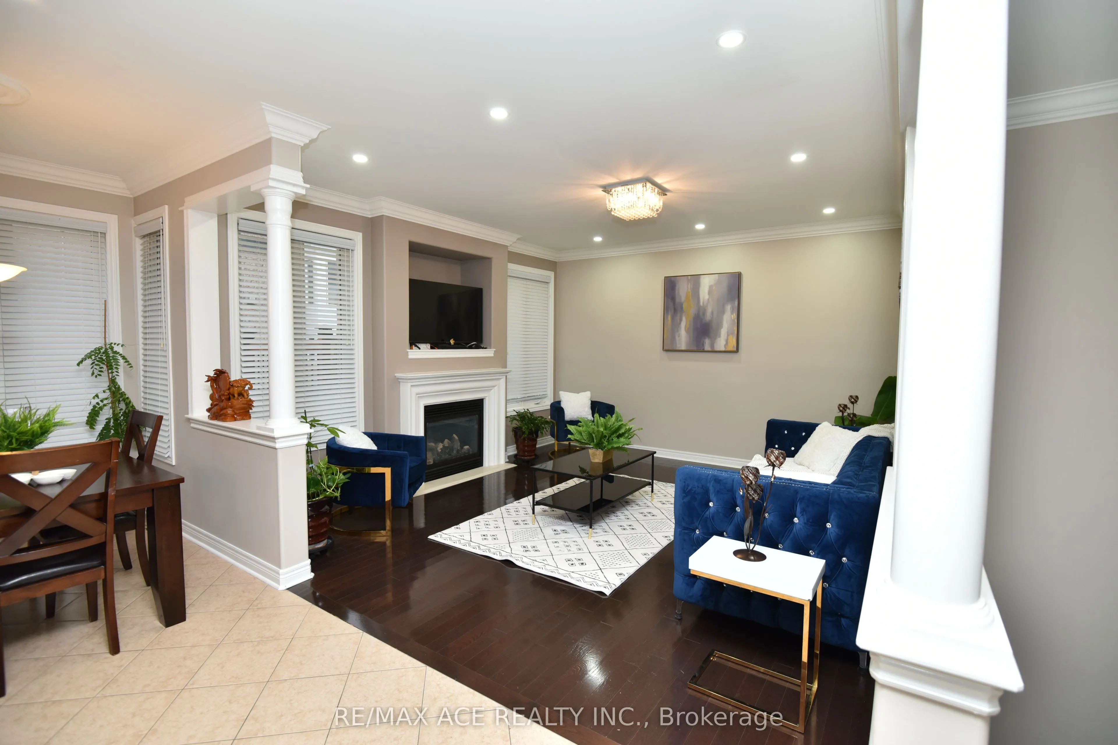 42 Grayleaf Drive