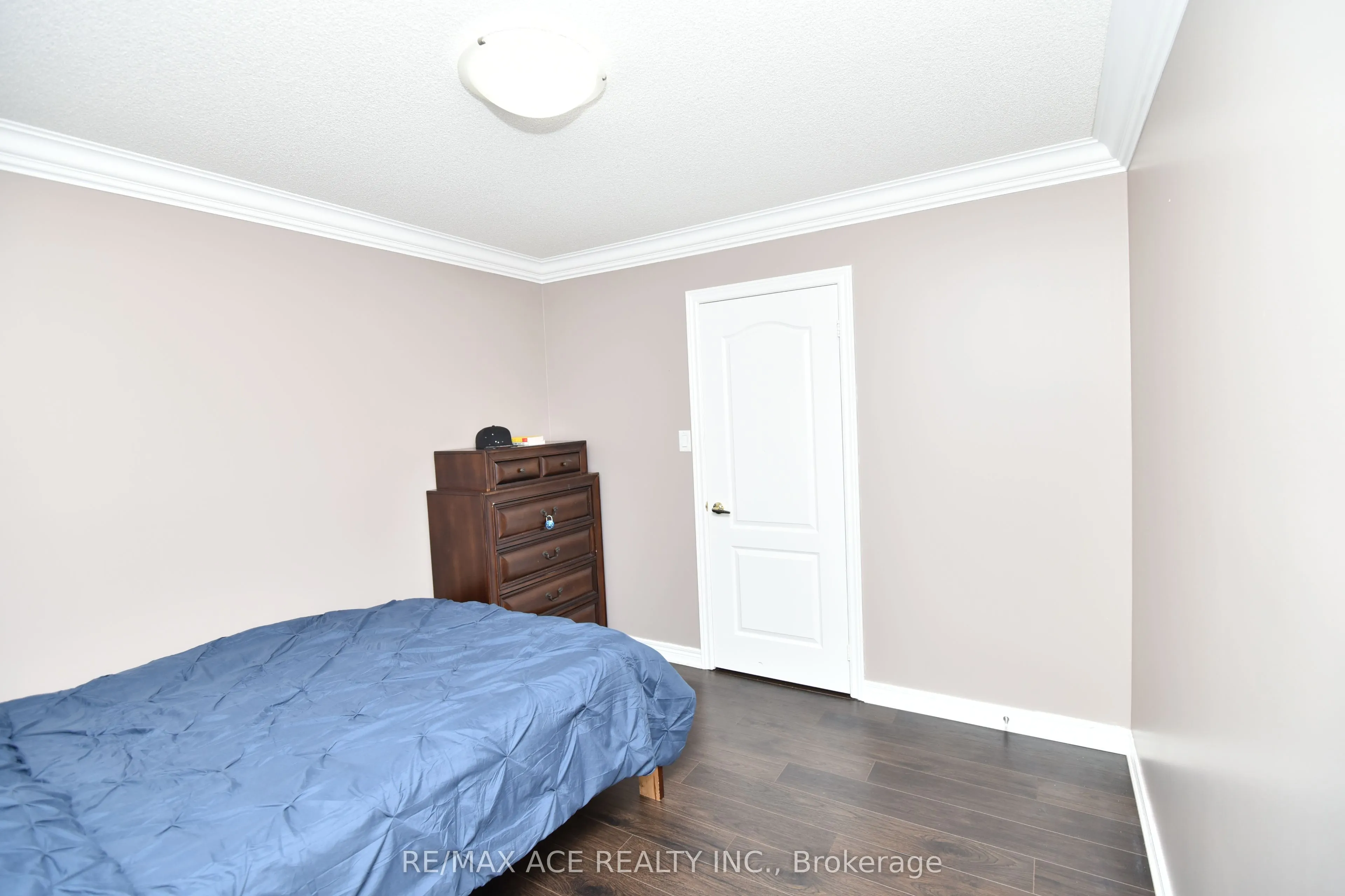 42 Grayleaf Drive