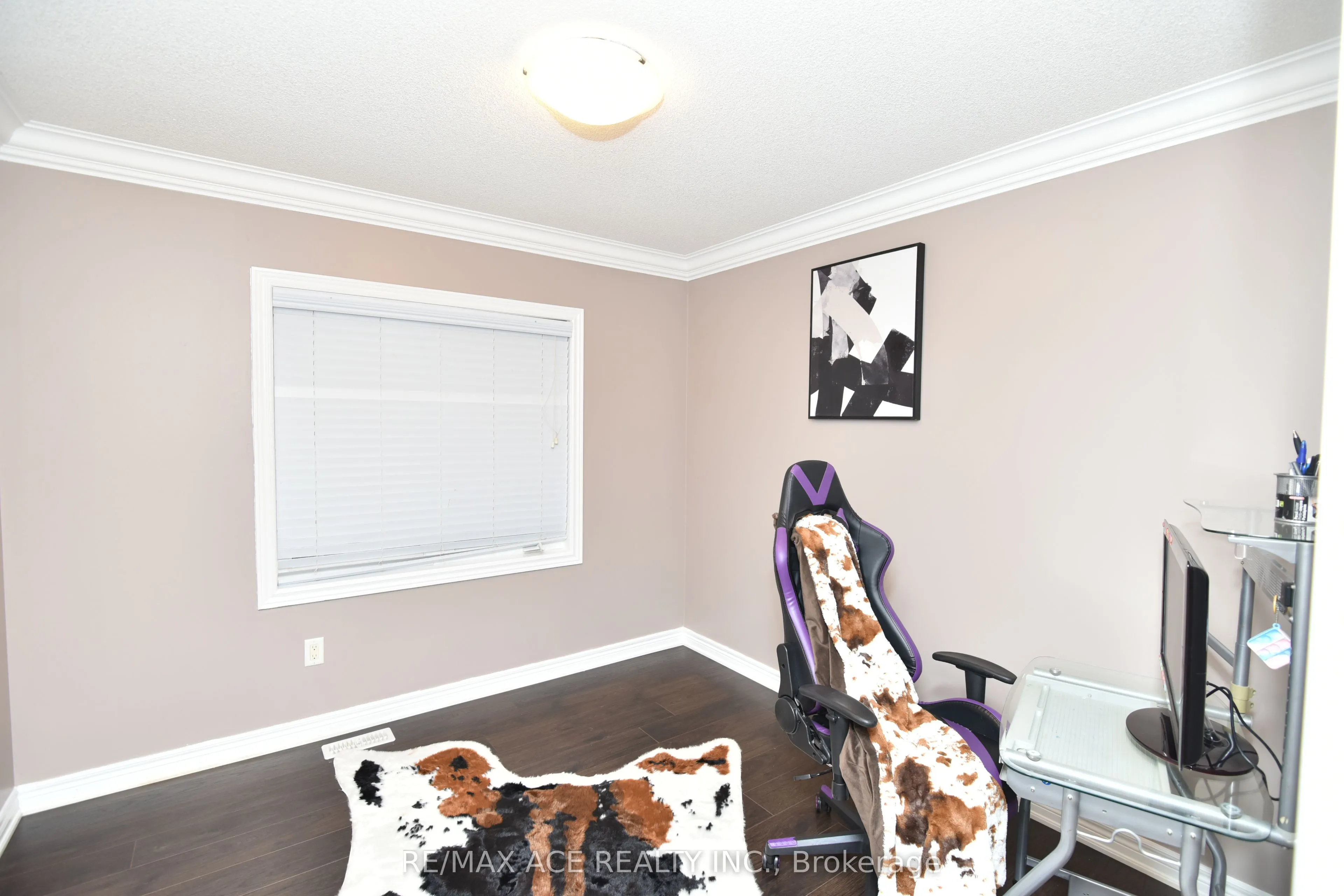 42 Grayleaf Drive