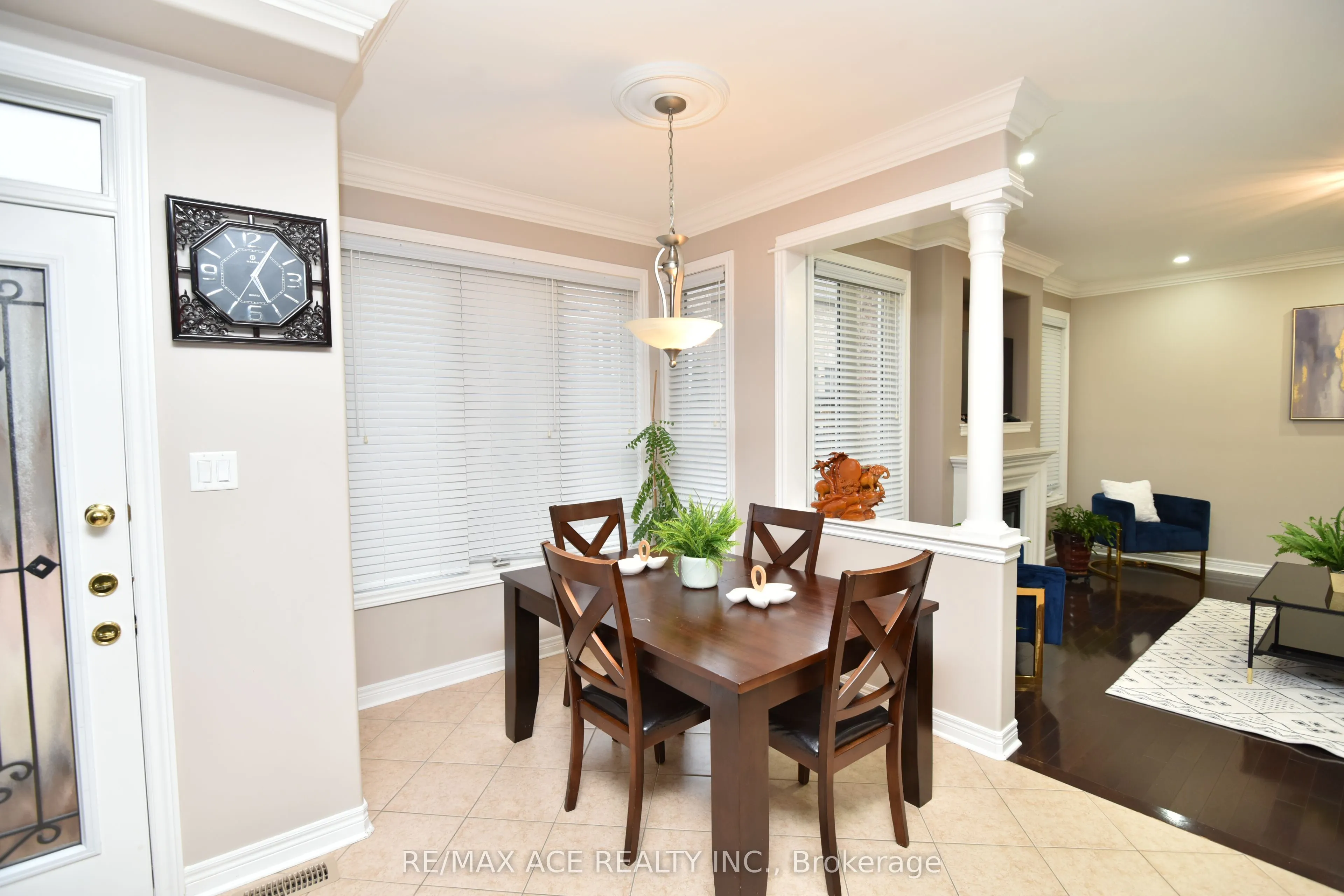42 Grayleaf Drive