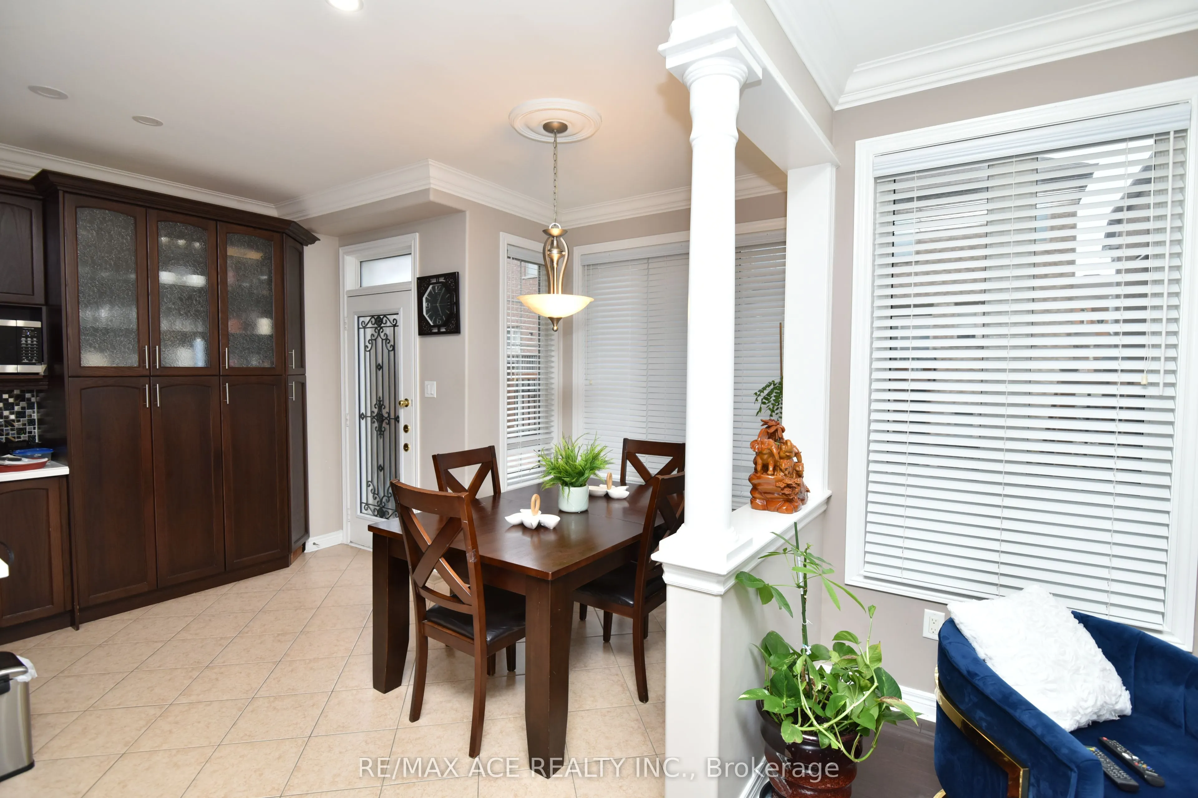 42 Grayleaf Drive