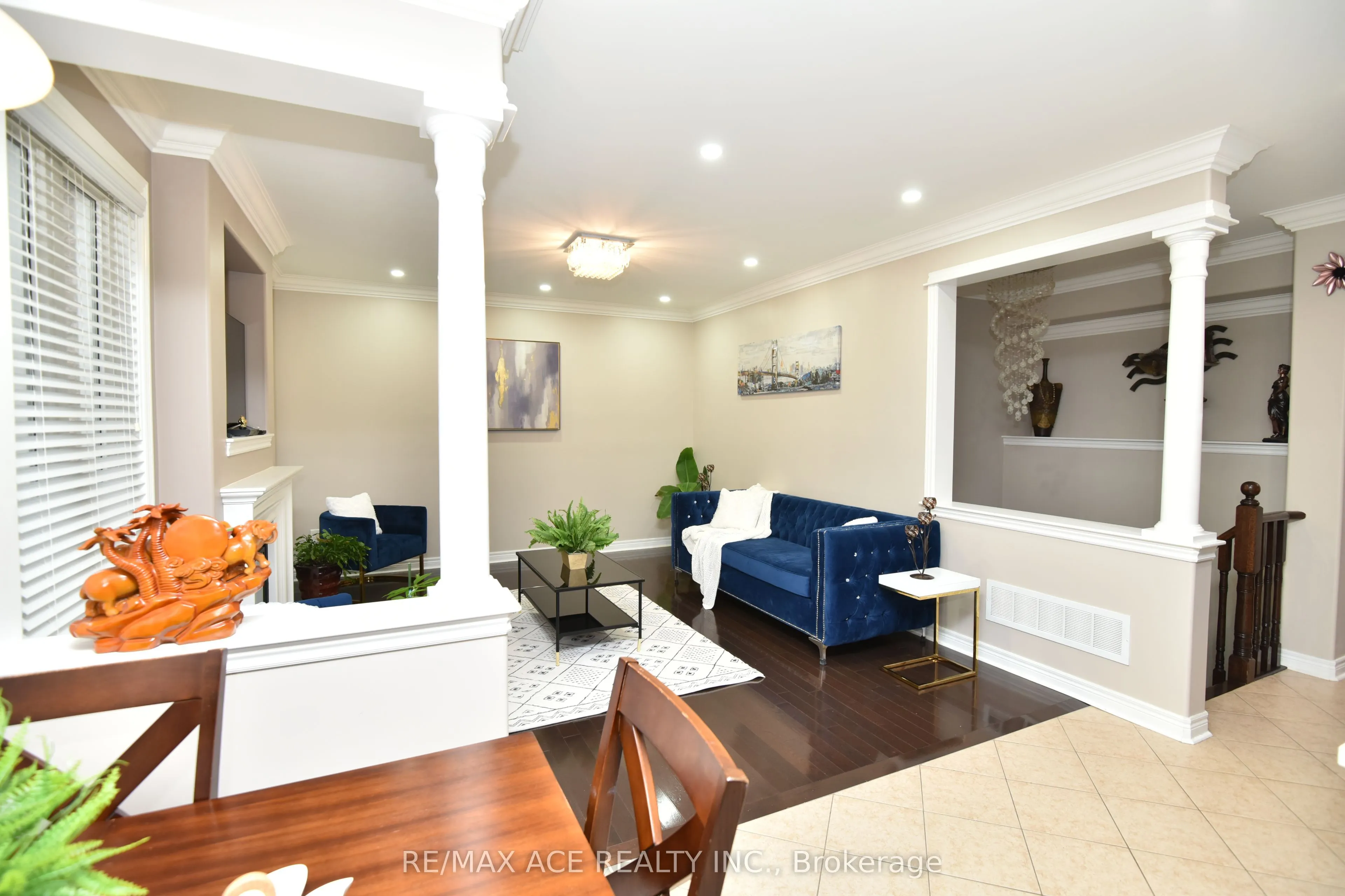 42 Grayleaf Drive