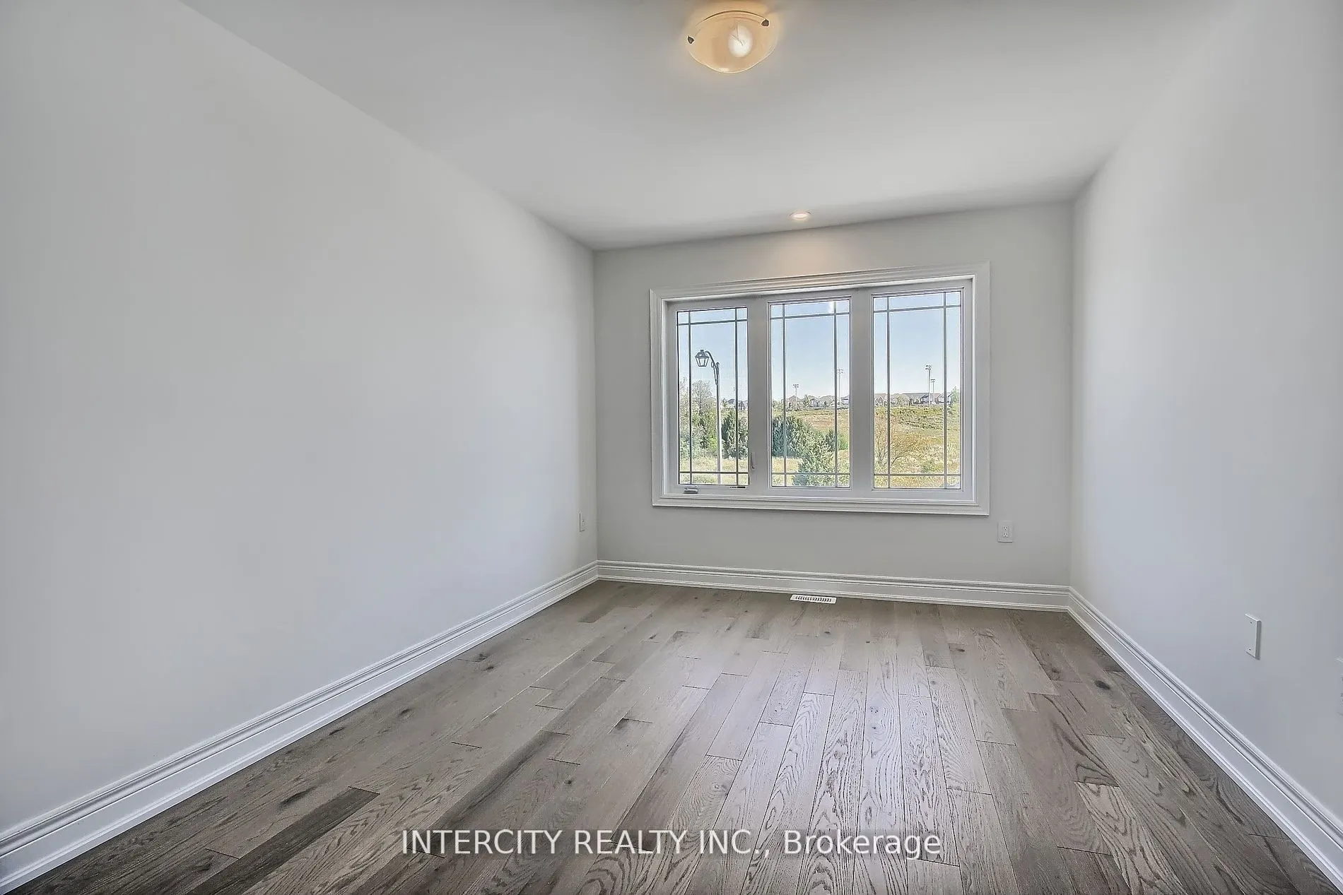 331 Seaview Heights