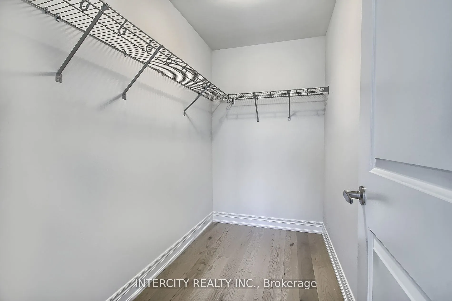 331 Seaview Heights