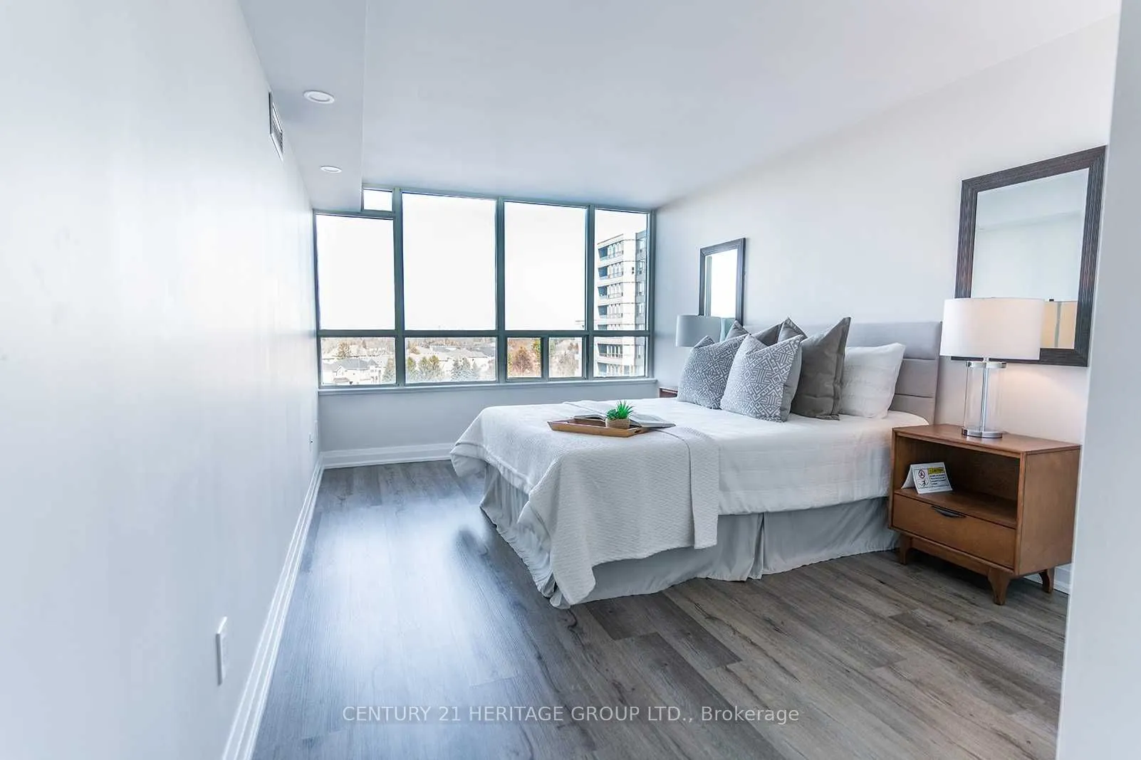 7 Townsgate Drive, #707