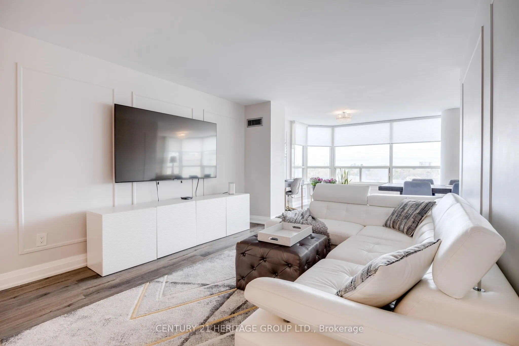 7 Townsgate Drive, #707