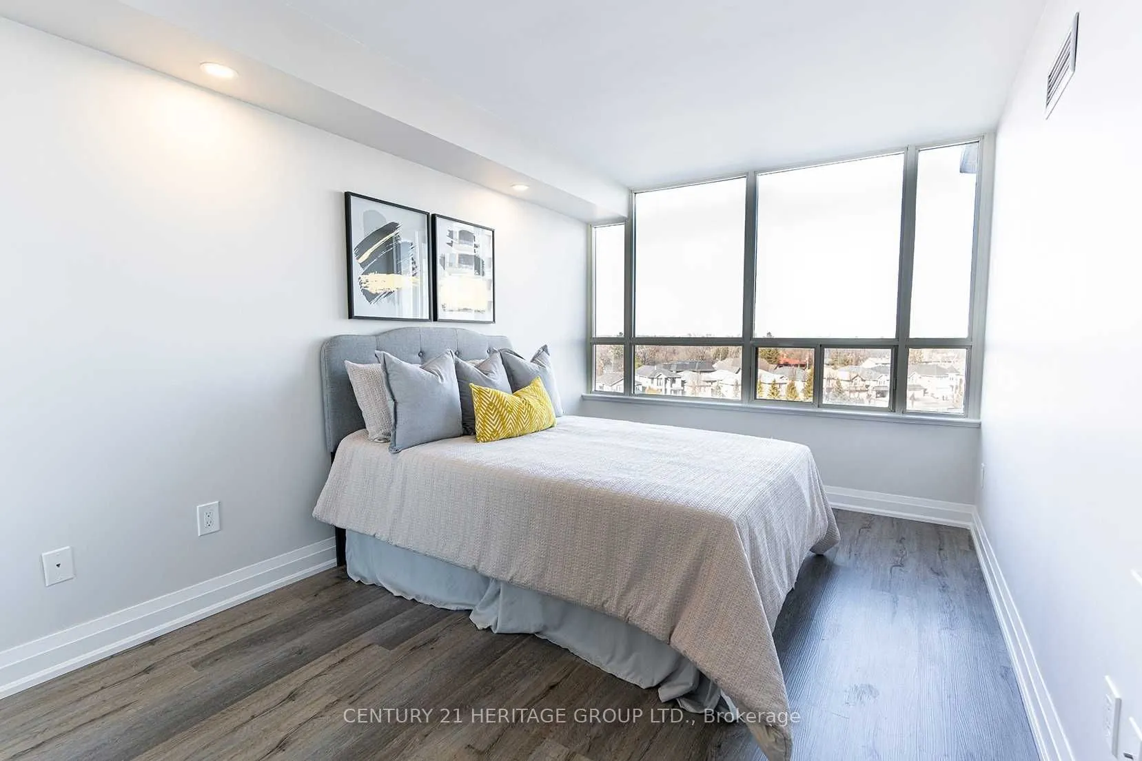 7 Townsgate Drive, #707