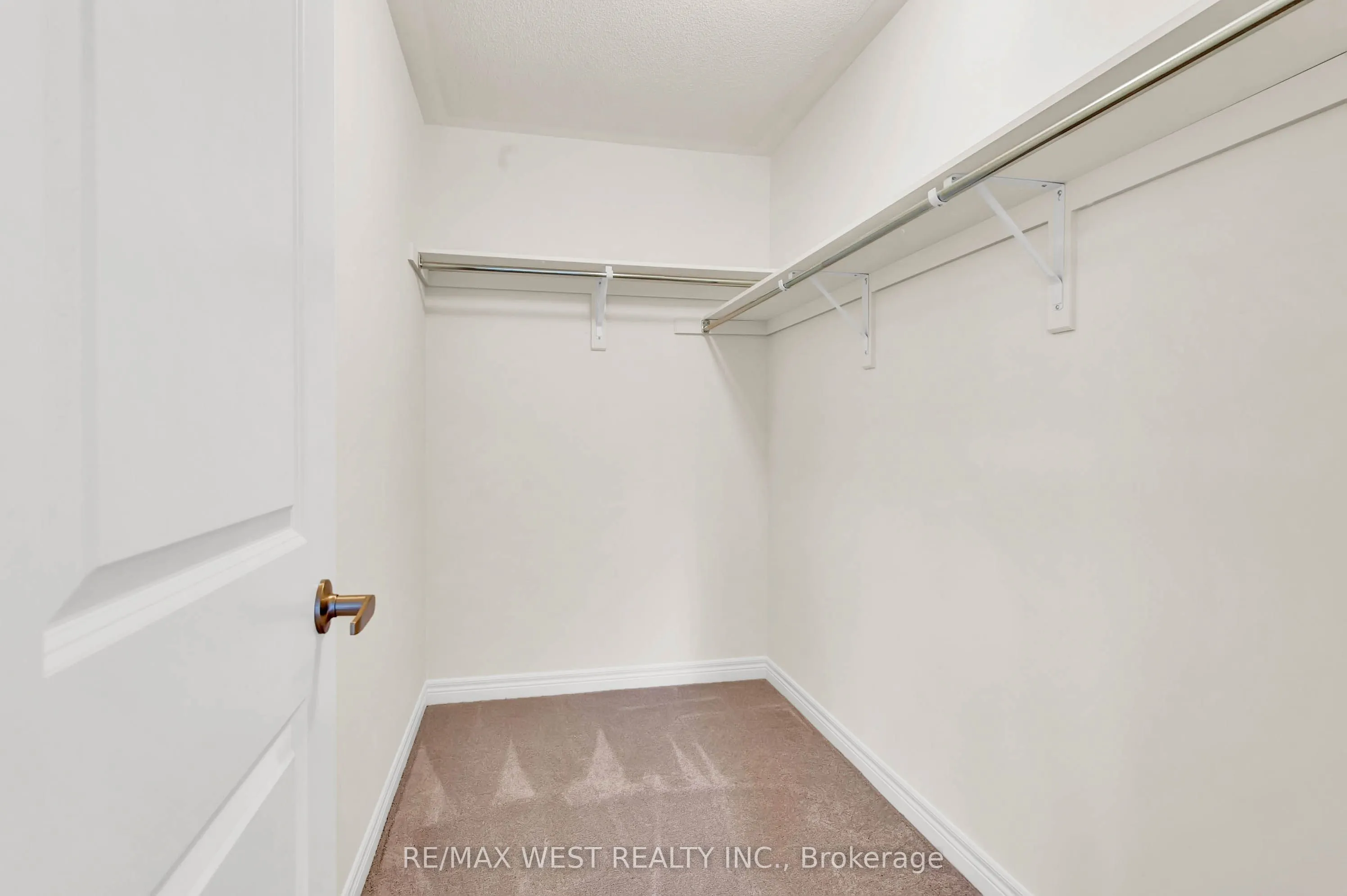 1418 Davis, #Main