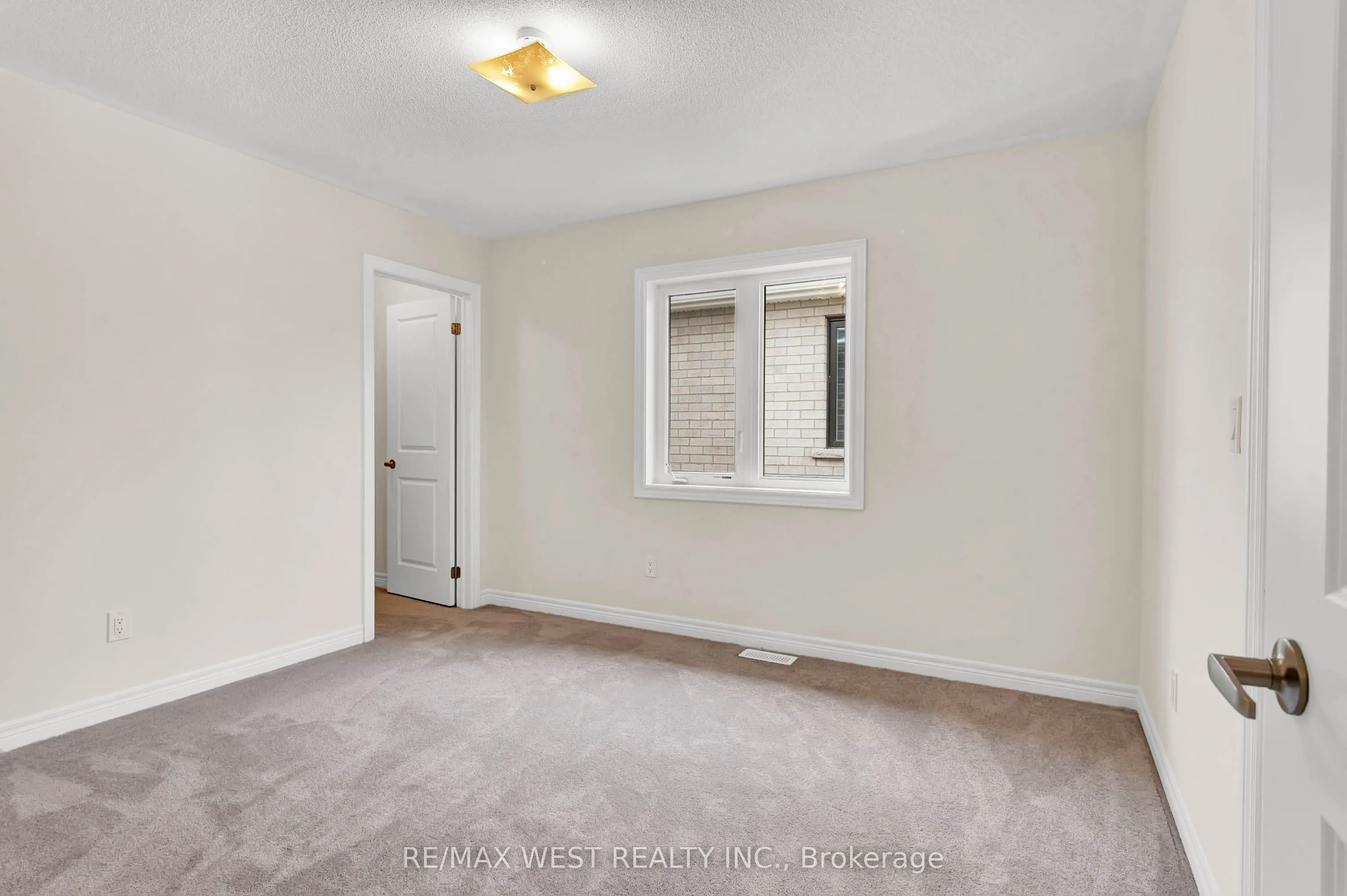 1418 Davis, #Main