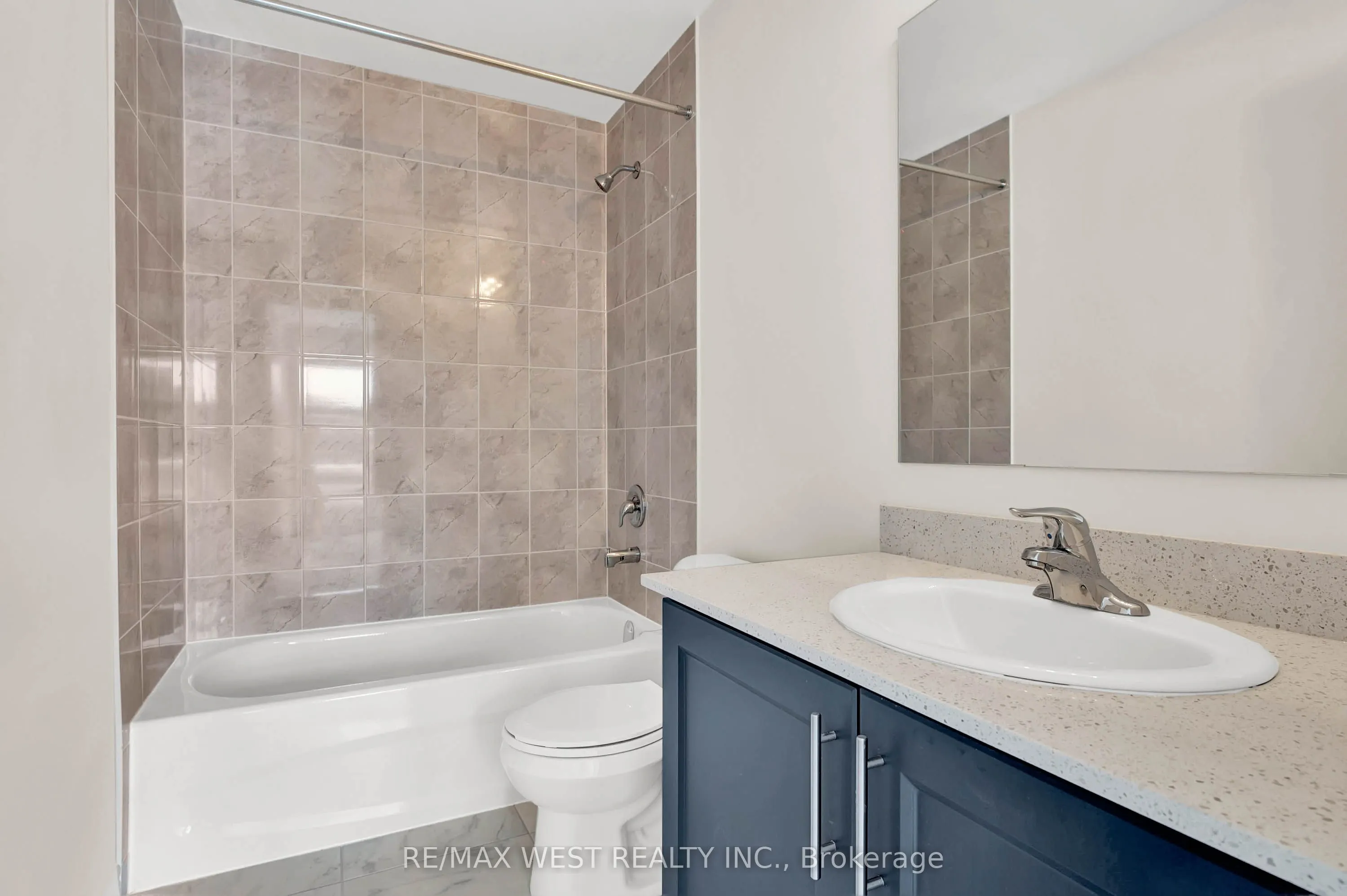1418 Davis, #Main