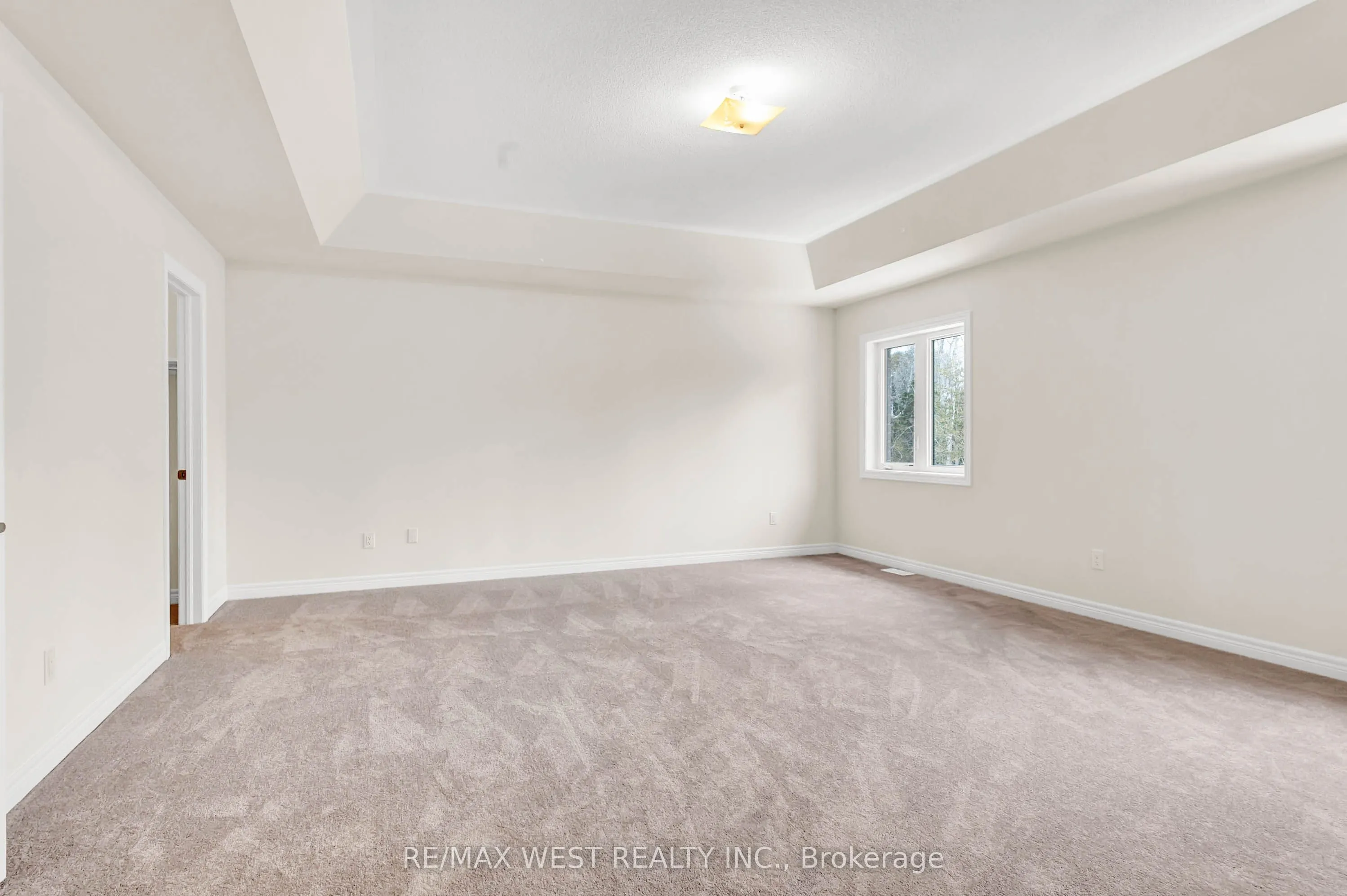 1418 Davis, #Main