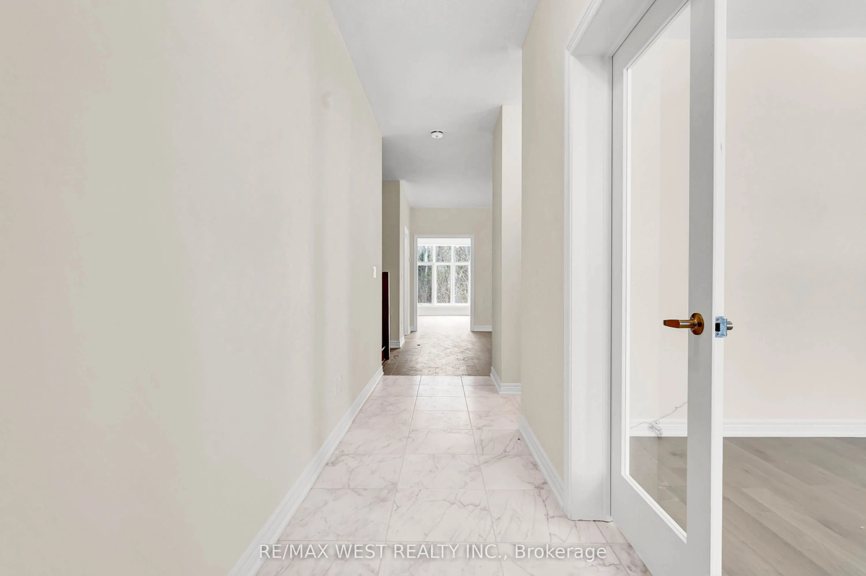 1418 Davis, #Main