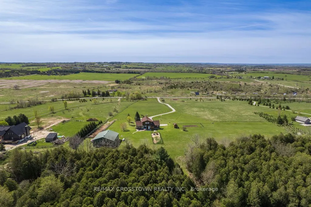 5556 10th Sideroad Road