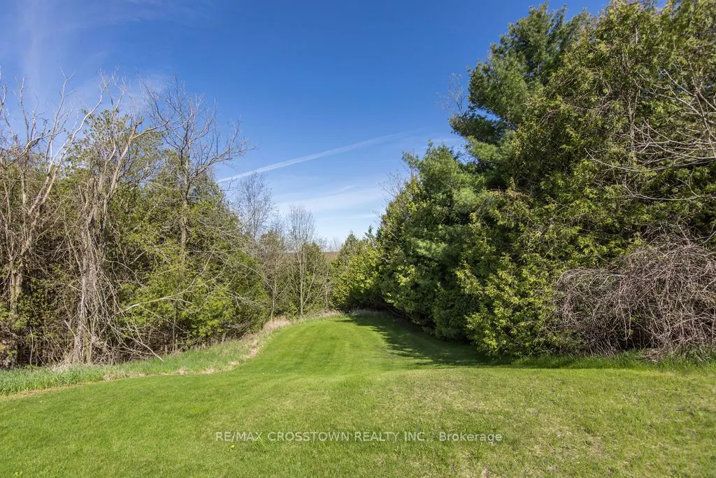 5556 10th Sideroad Road