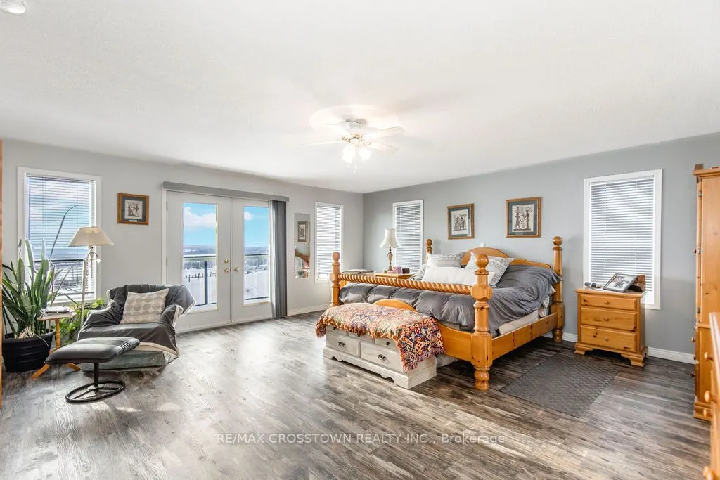5556 10th Sideroad Road
