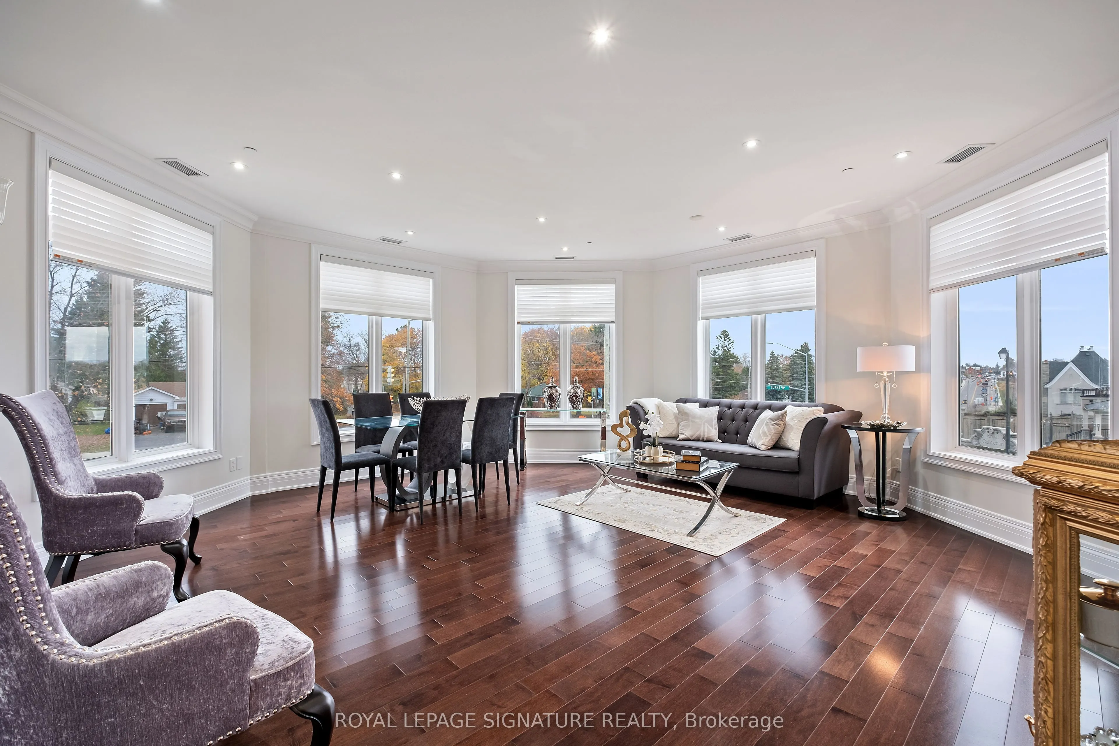 80 Burns Boulevard #204