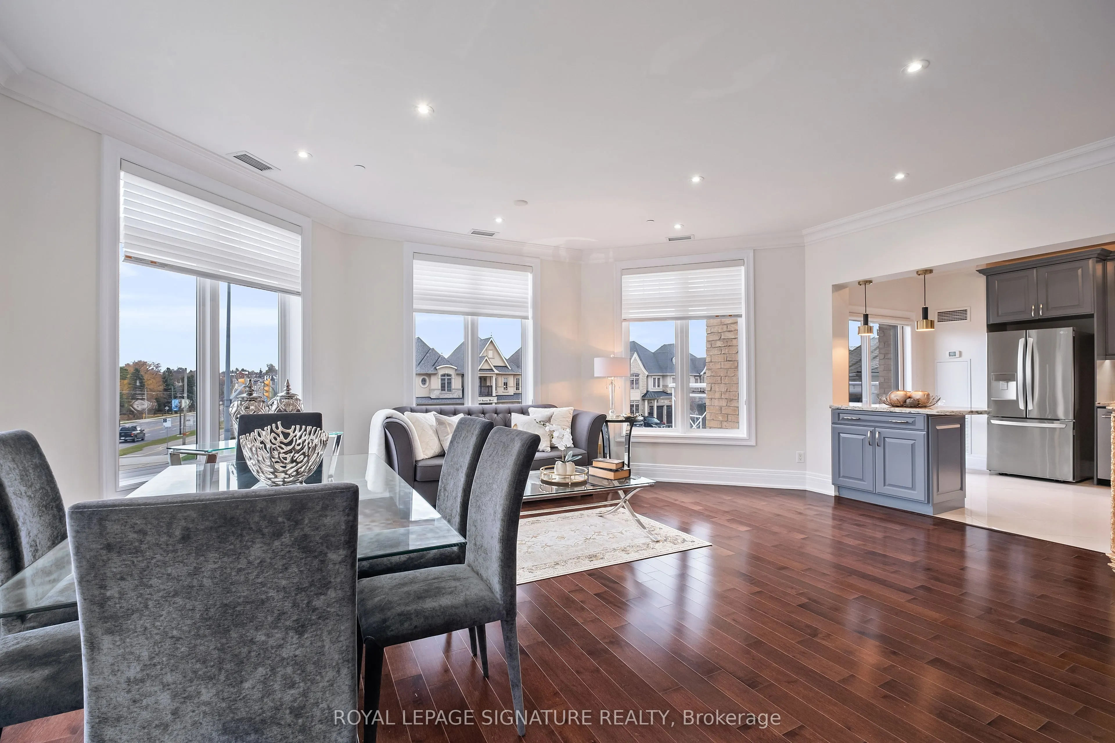 80 Burns Boulevard #204