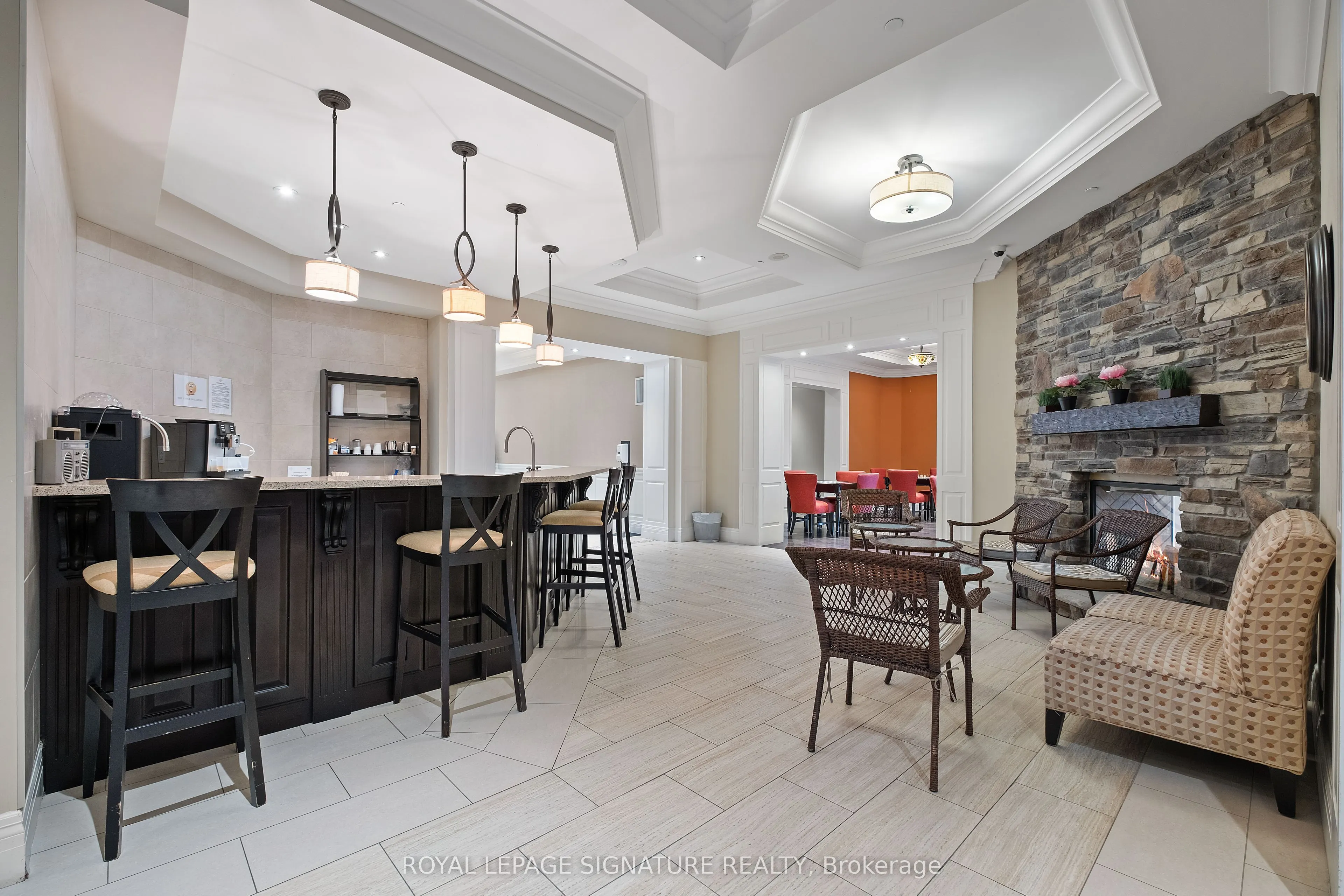 80 Burns Boulevard #204