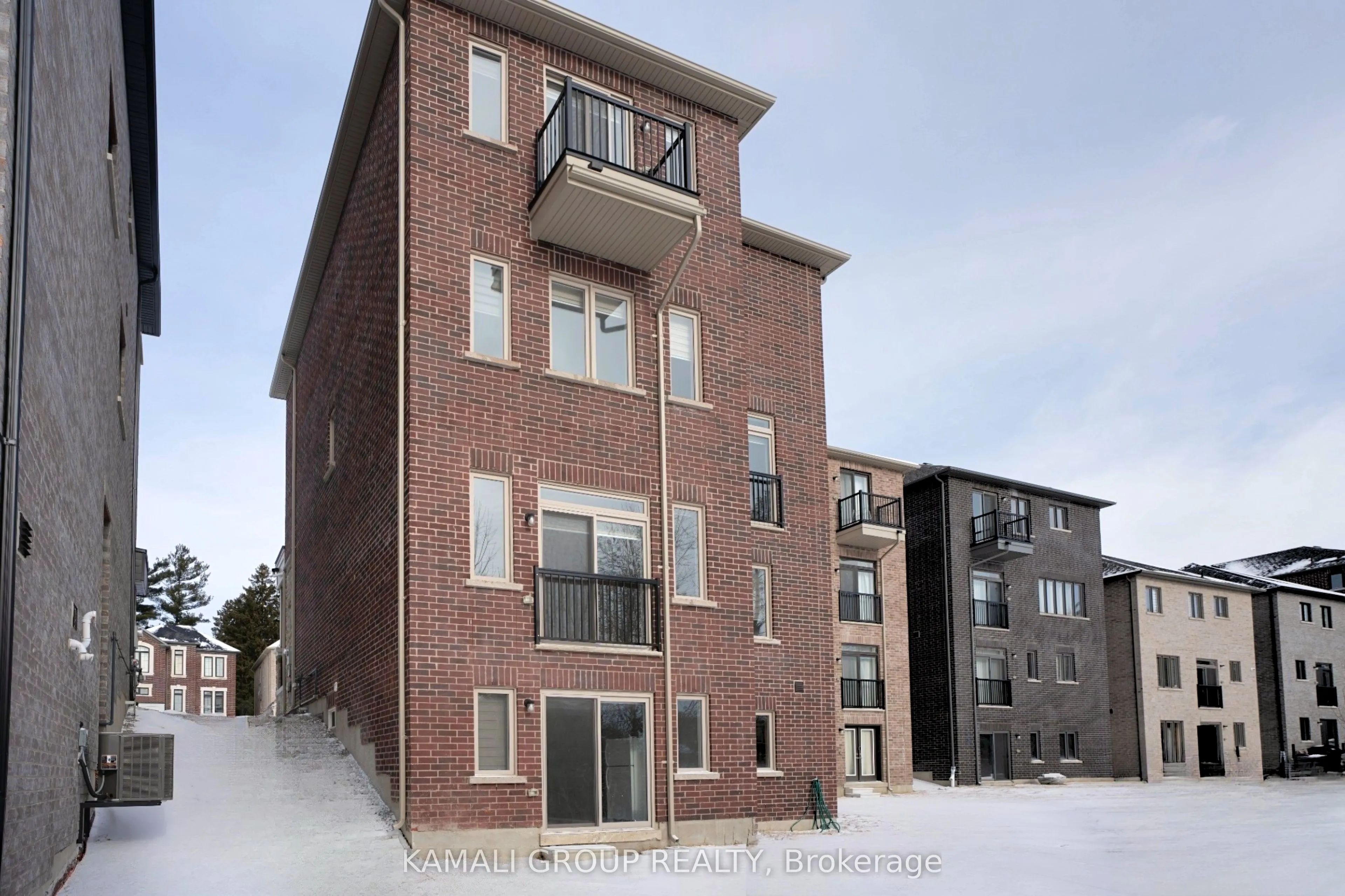 51 Ahchie Court